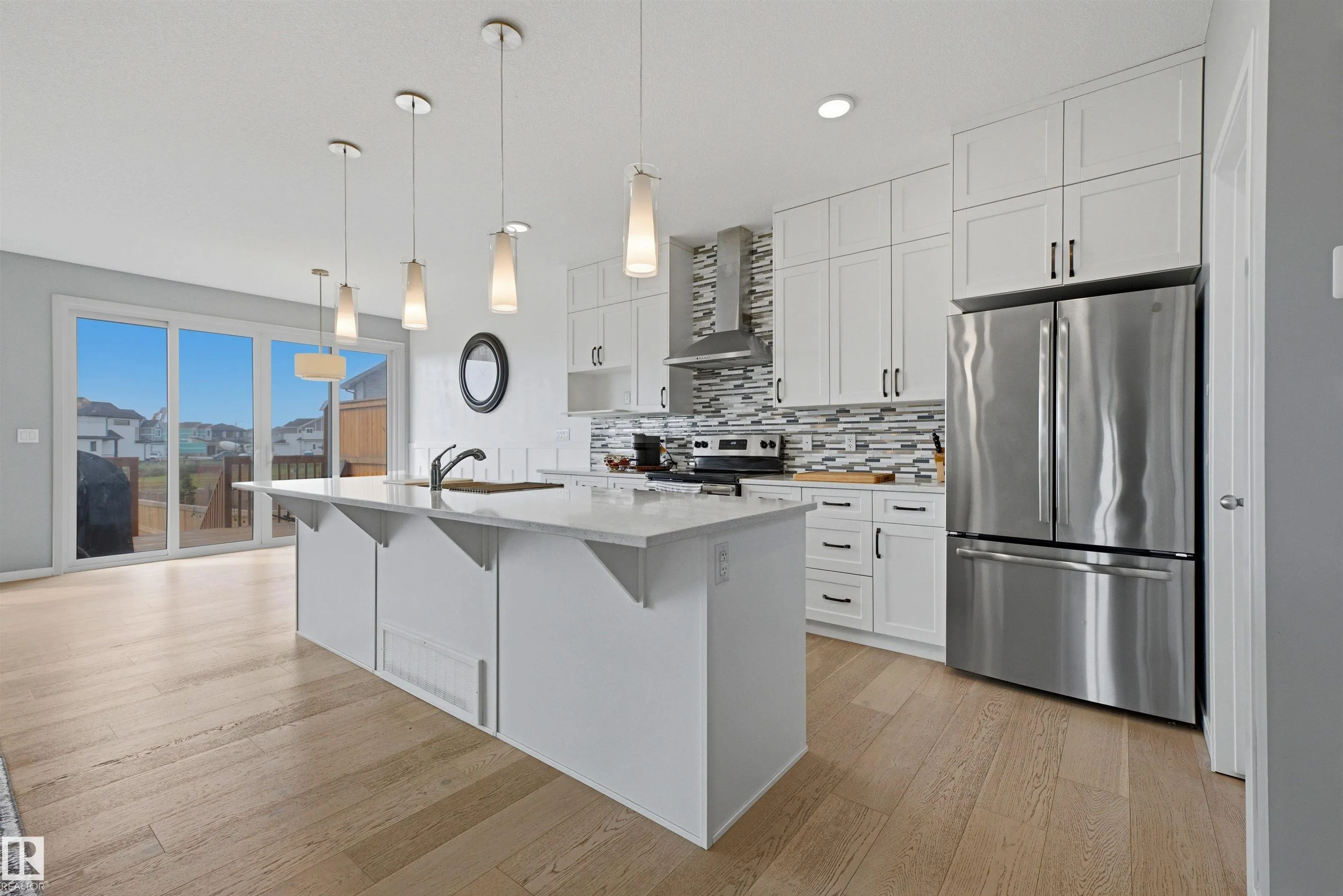 2119 PRICE LANDING