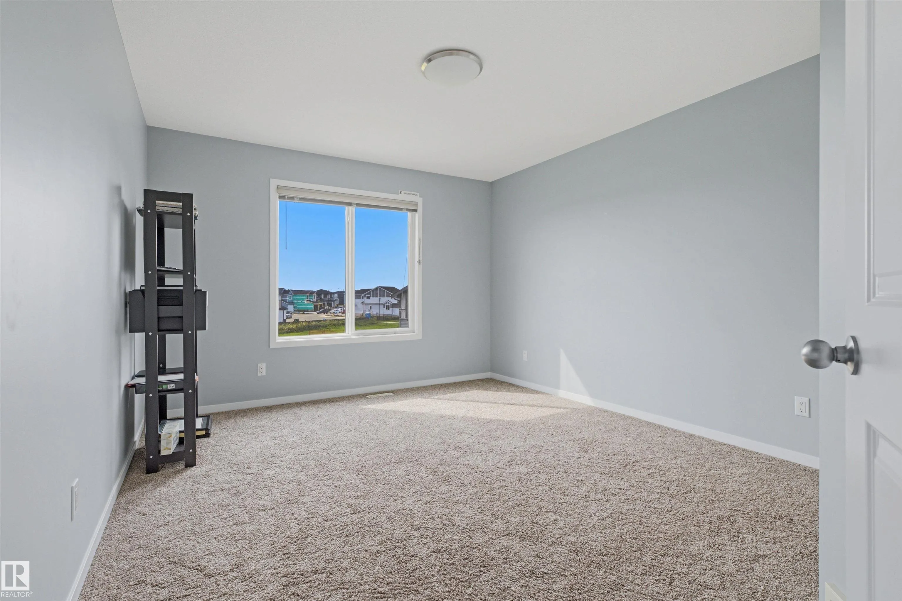 2119 PRICE LANDING