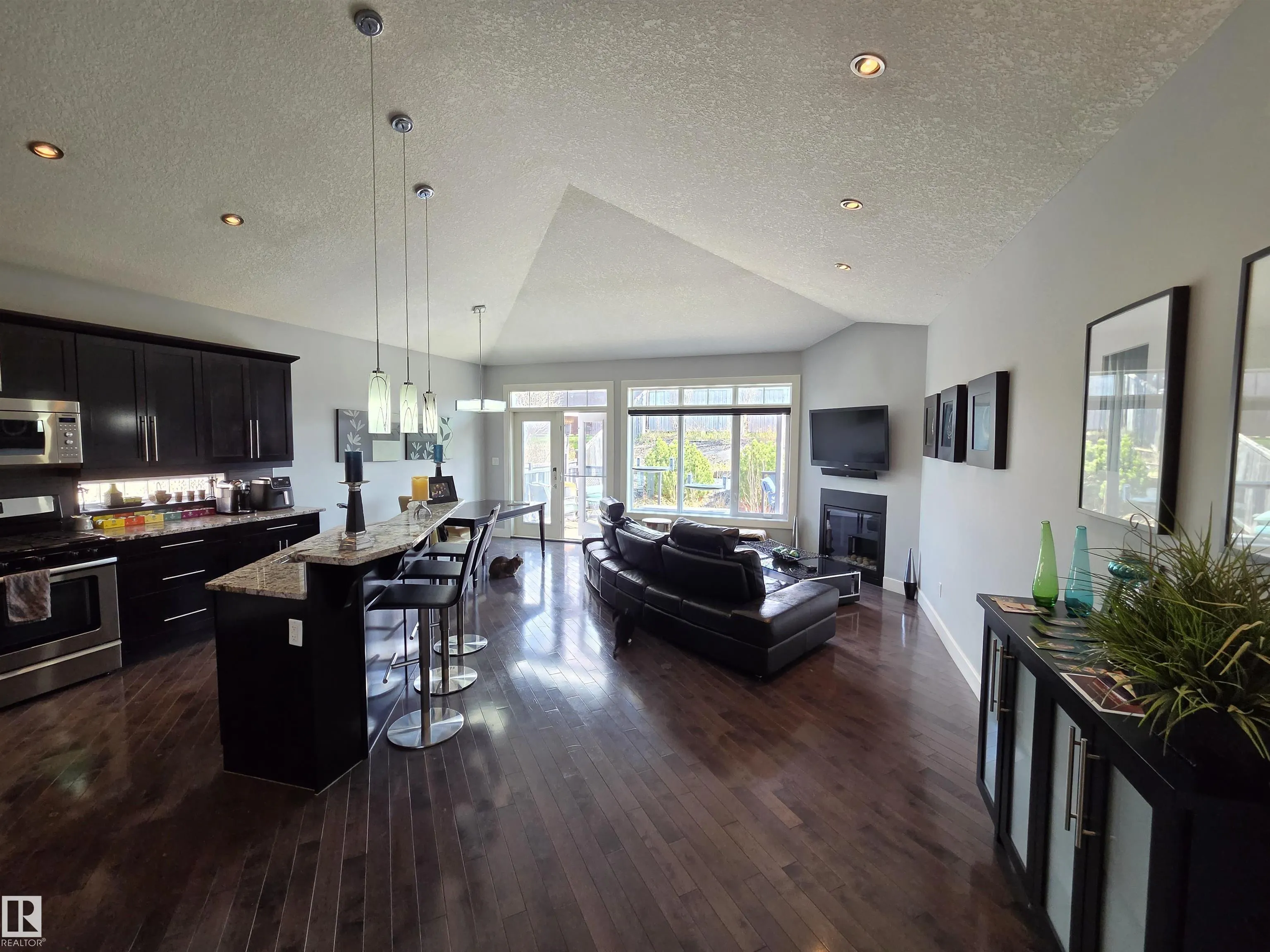 472 Foxtail Court