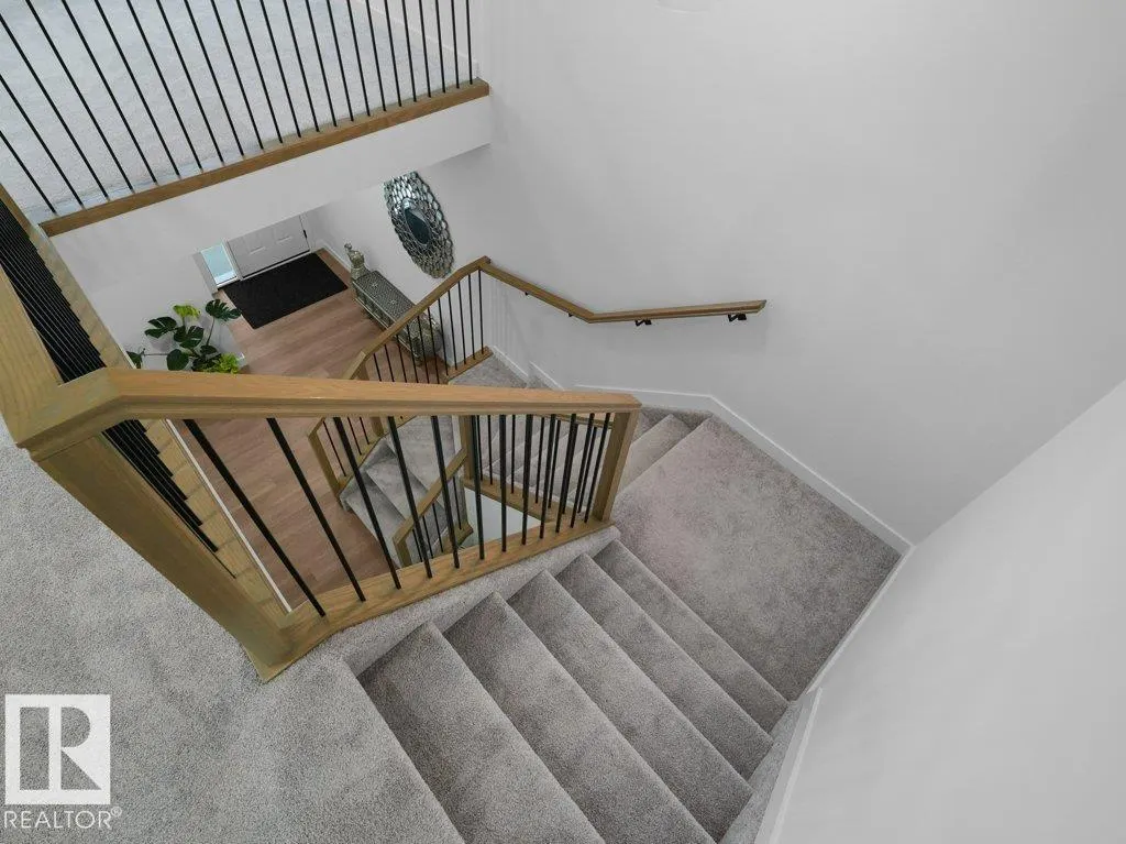 1077 CRISTALL Crescent