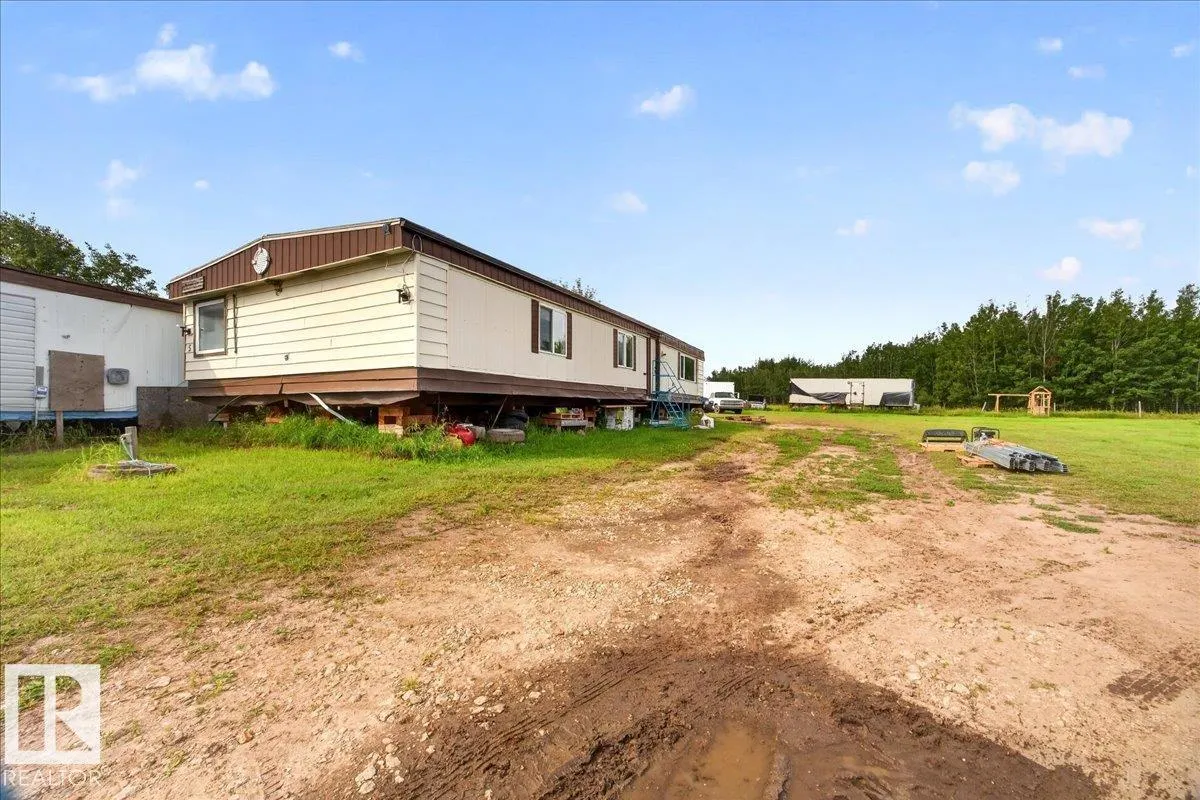 57008 RGE ROAD 10