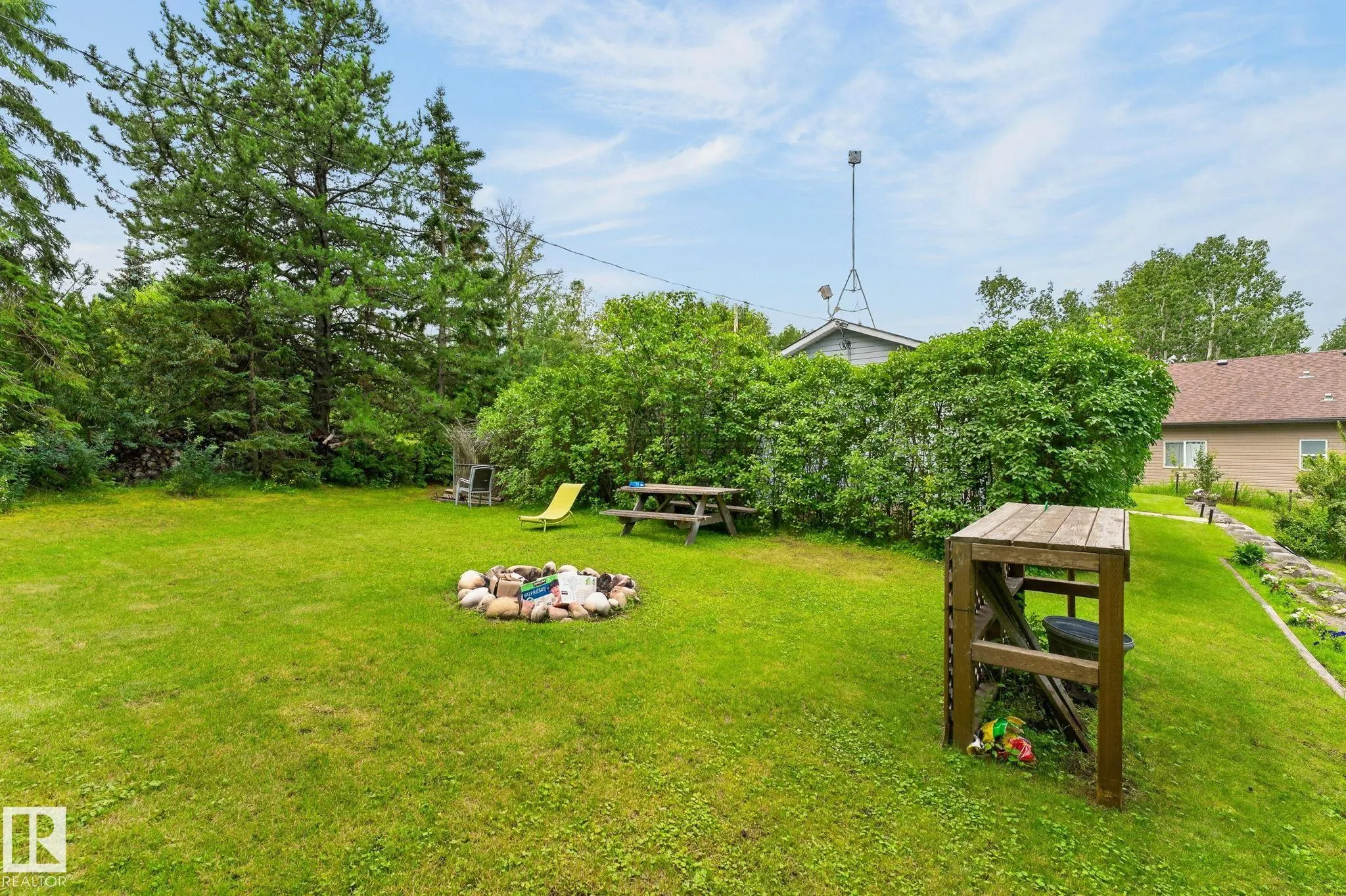 351 Smith Crescent