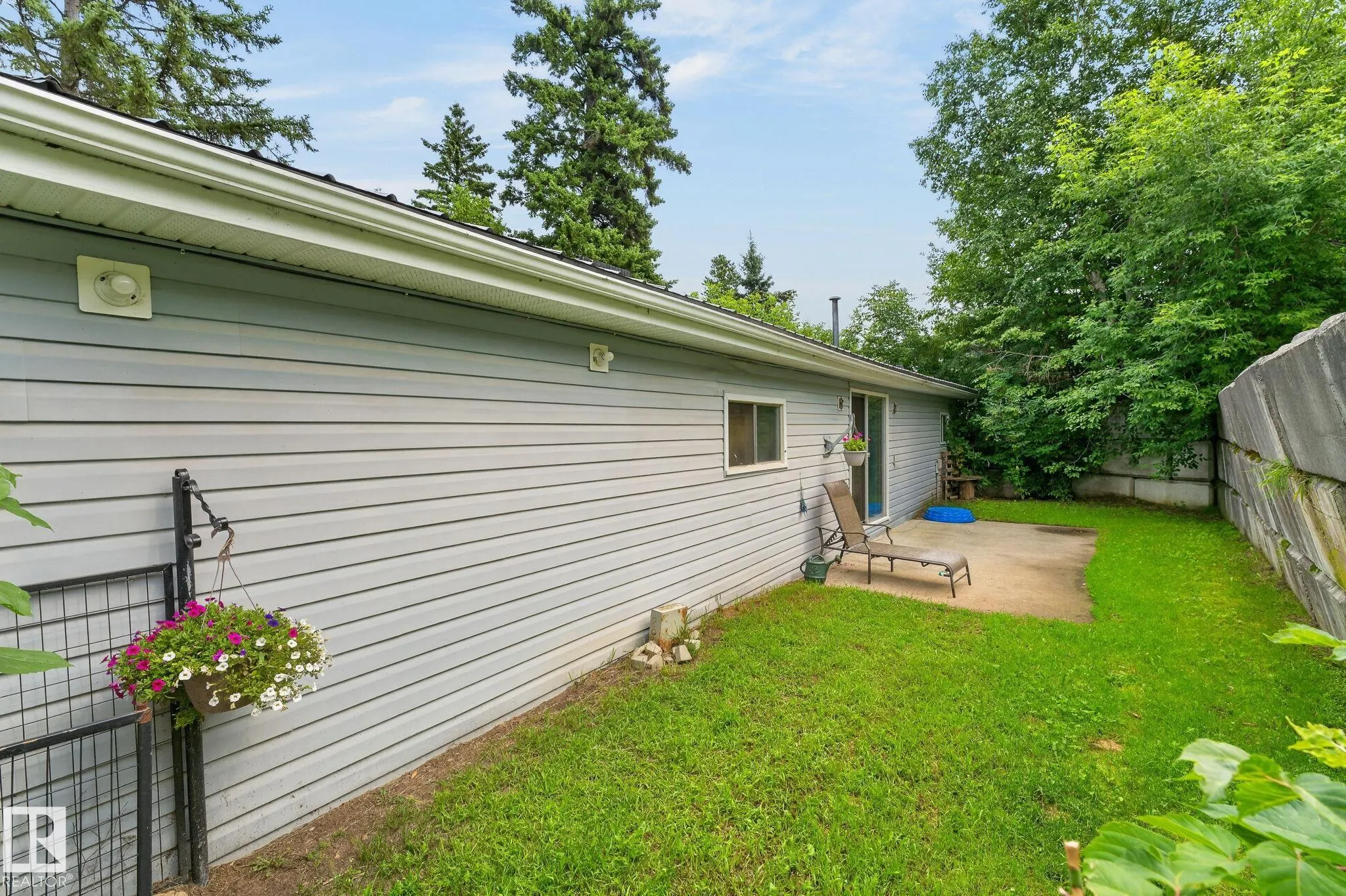 351 Smith Crescent