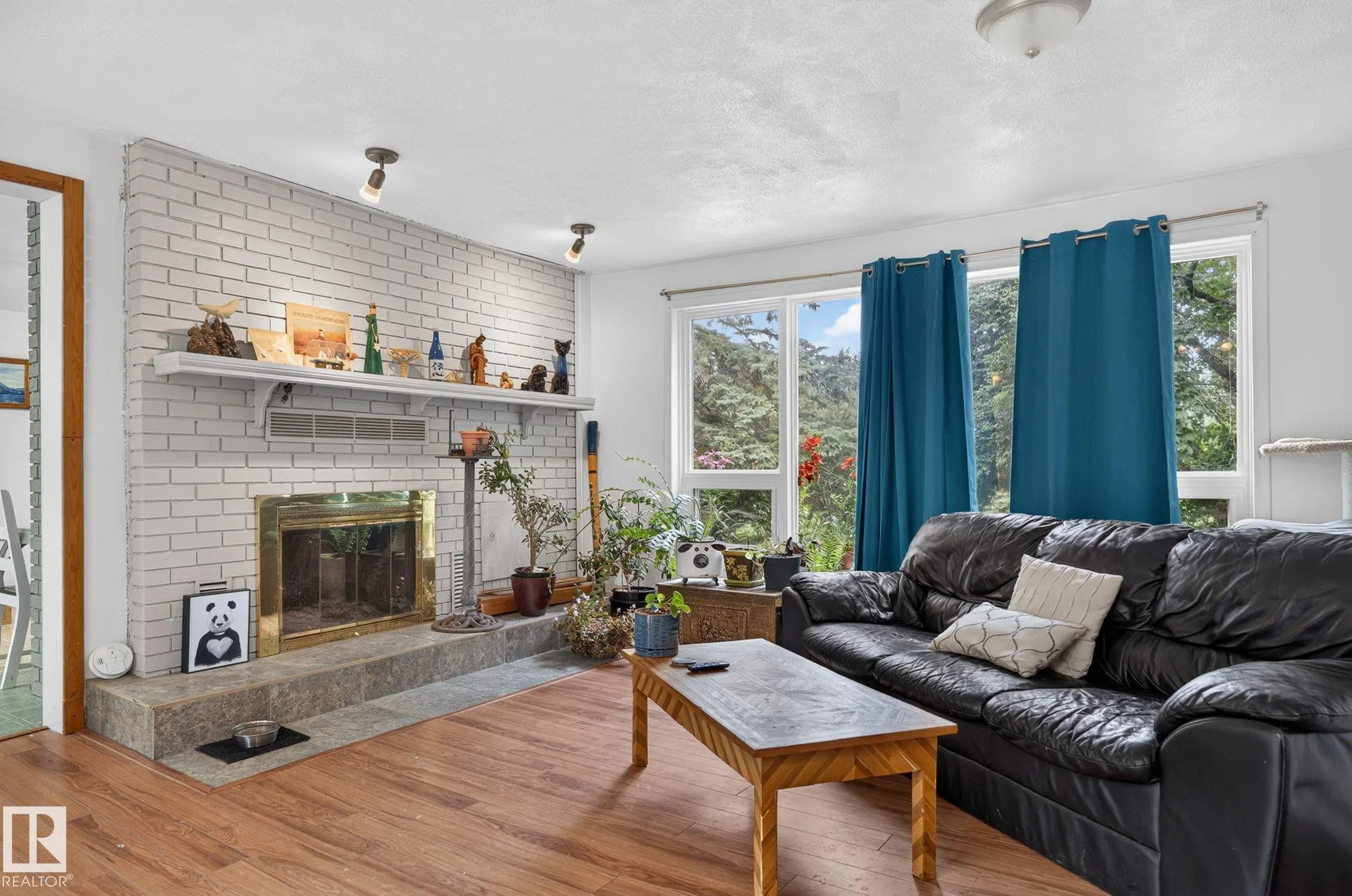 351 Smith Crescent