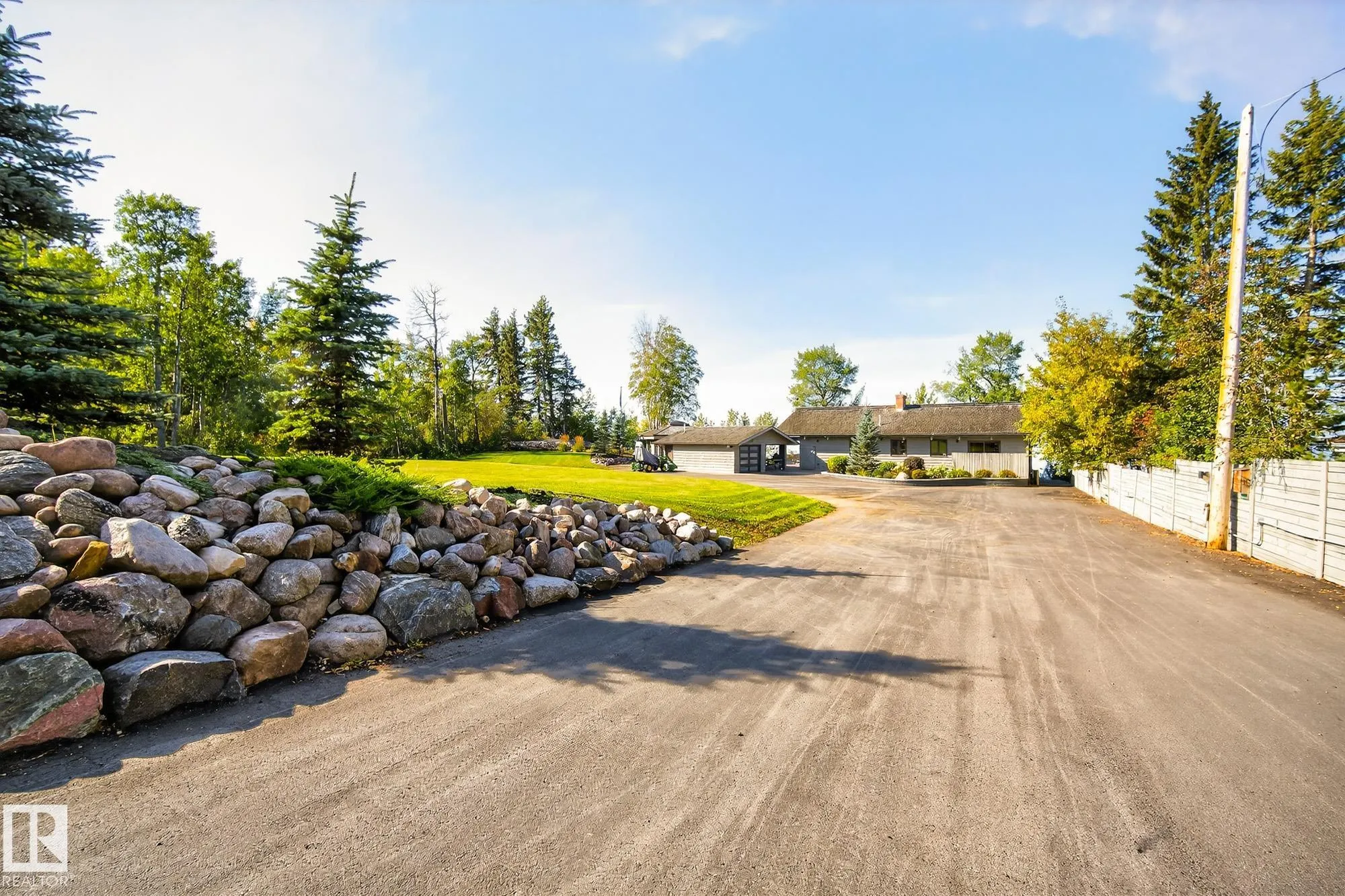 139 Silver Beach Road