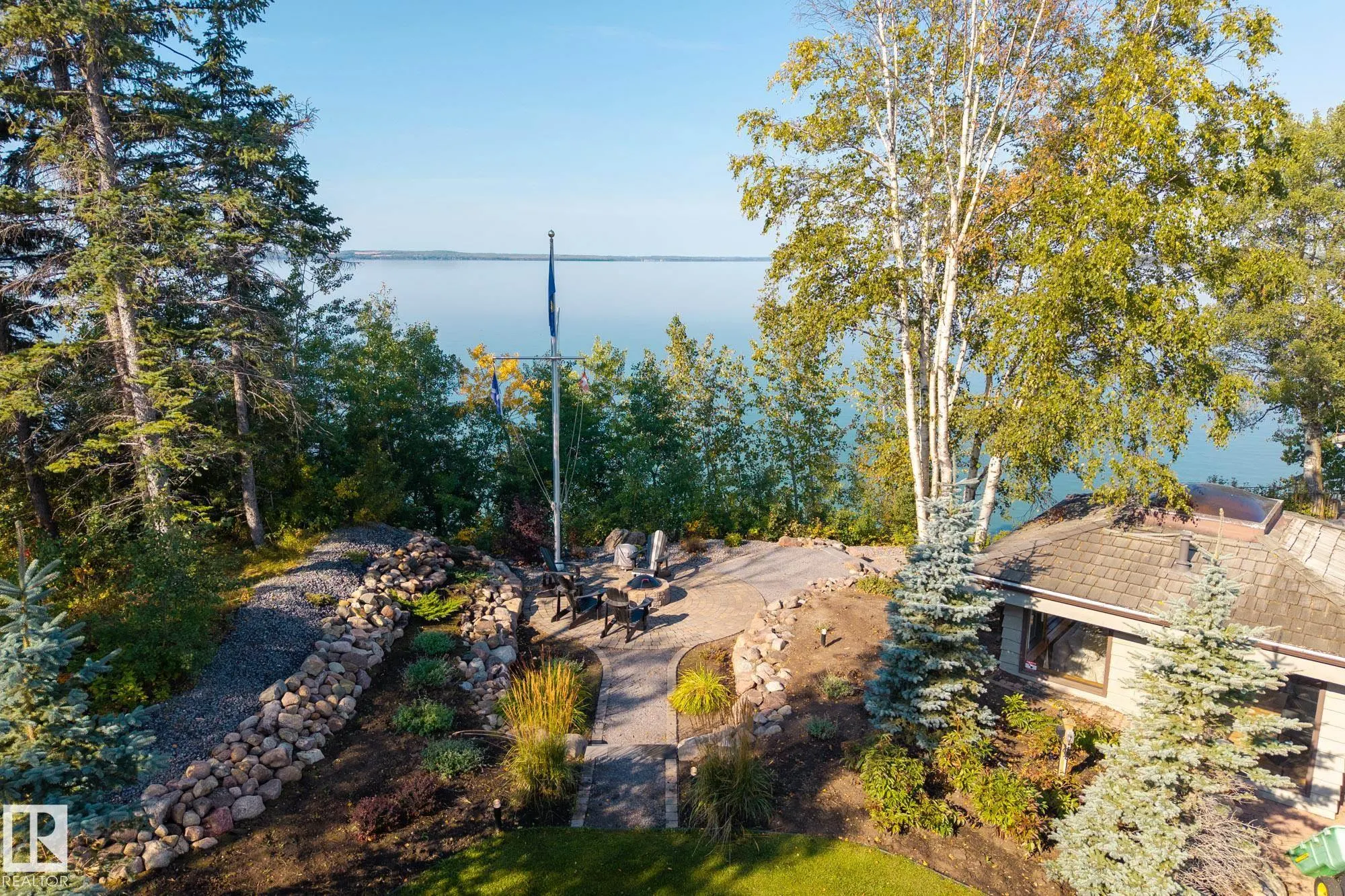 139 Silver Beach Road