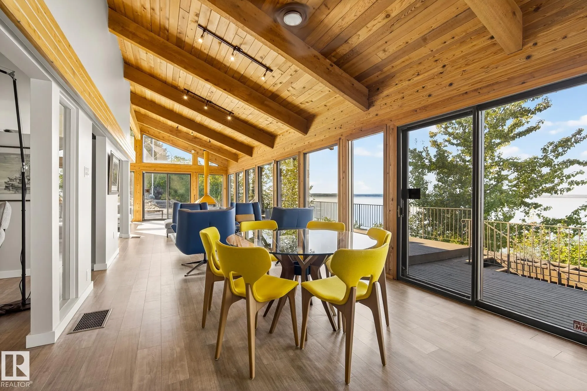 139 Silver Beach Road