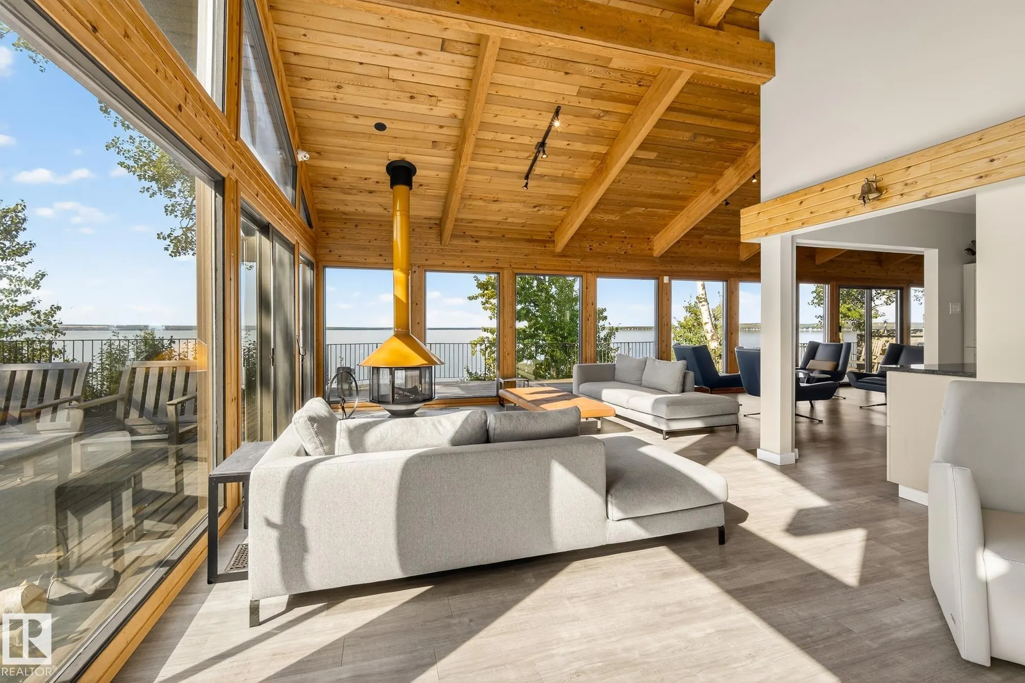 139 Silver Beach Road