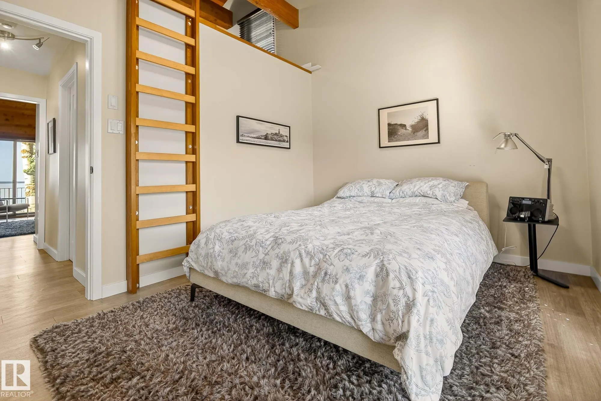 139 Silver Beach Road