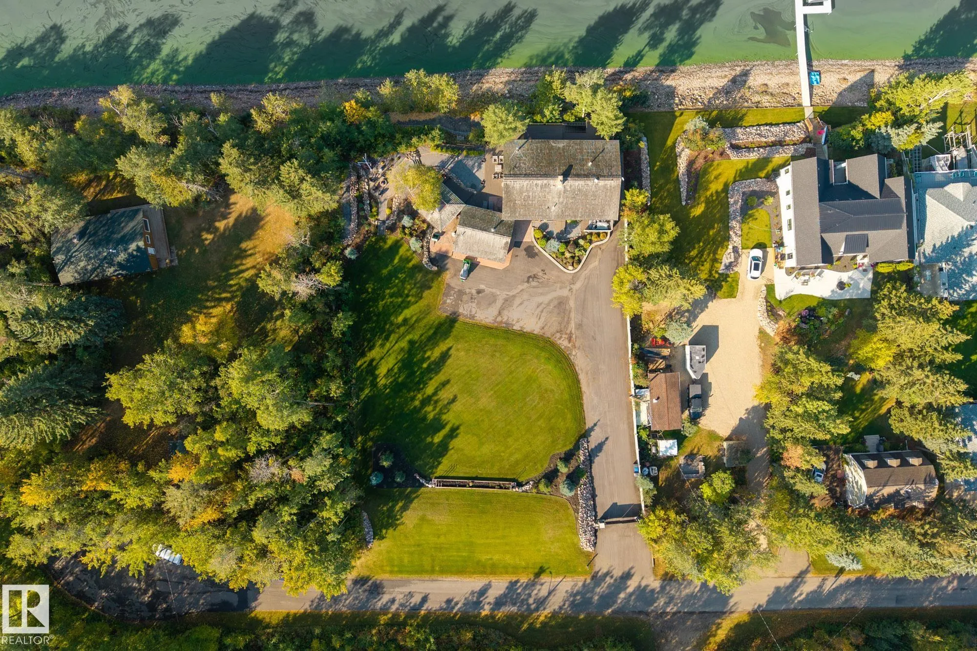 139 Silver Beach Road