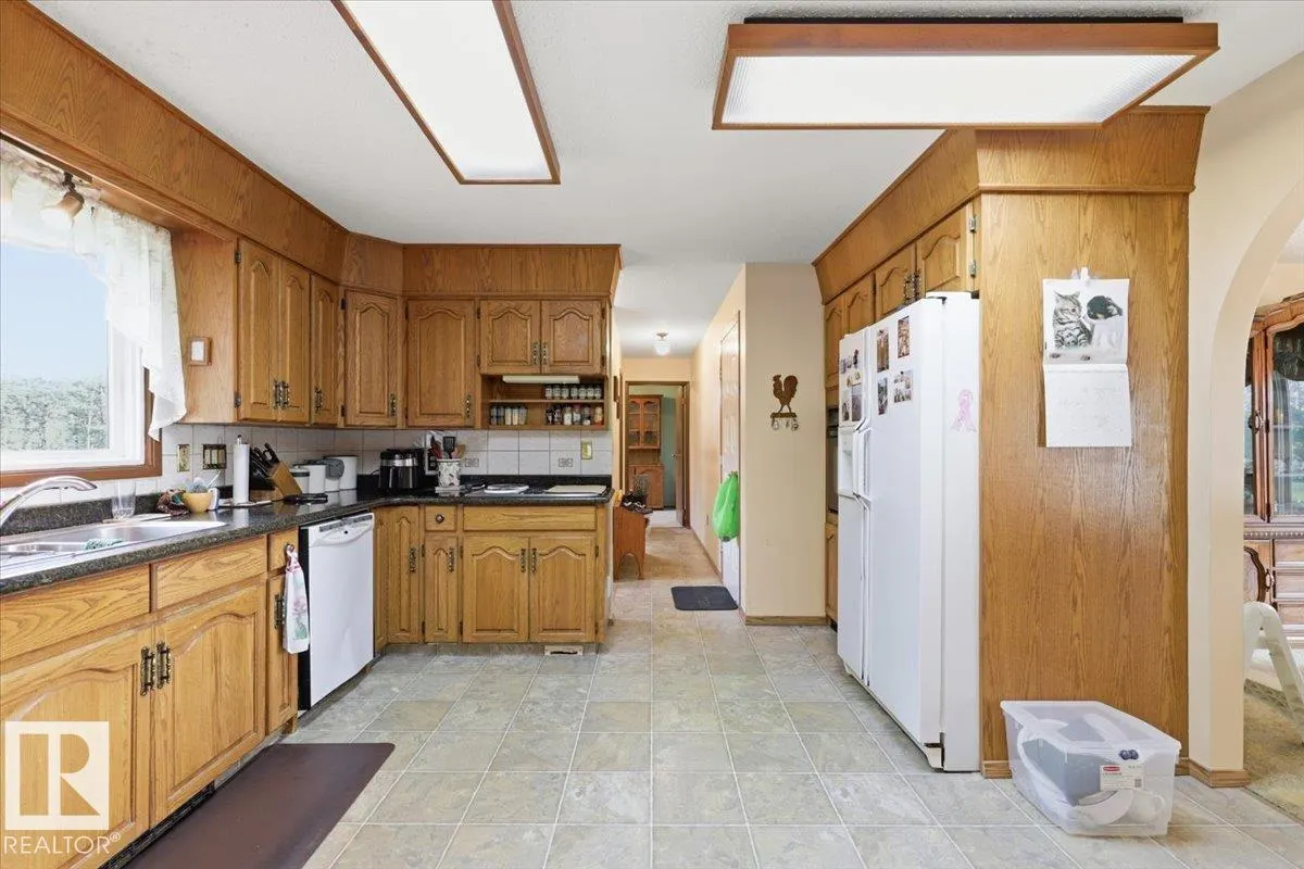 470036 RGE ROAD 24