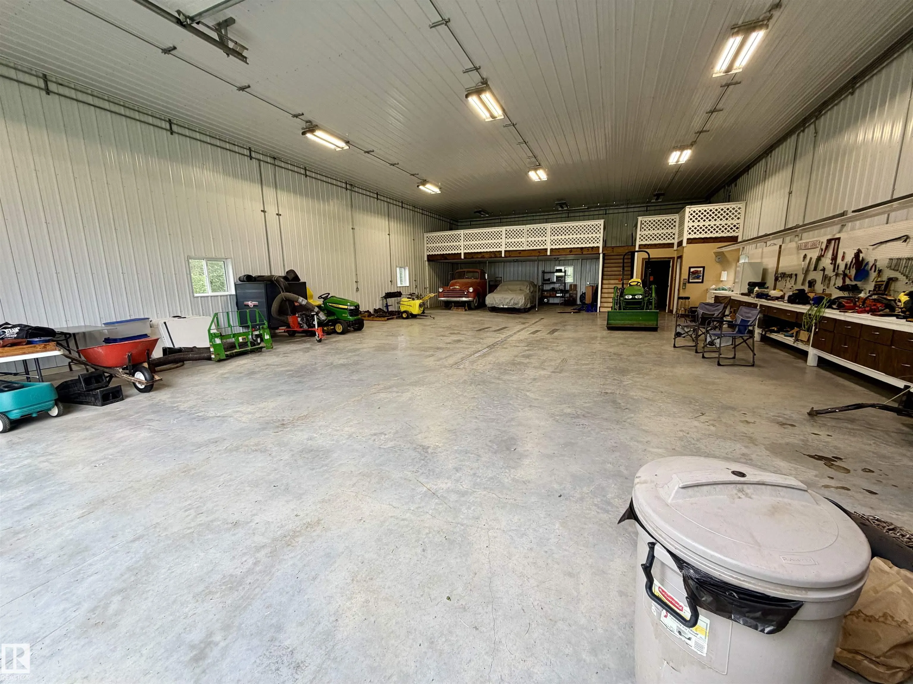 470036 RGE ROAD 24