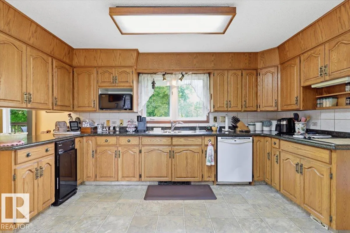 470036 RGE ROAD 24