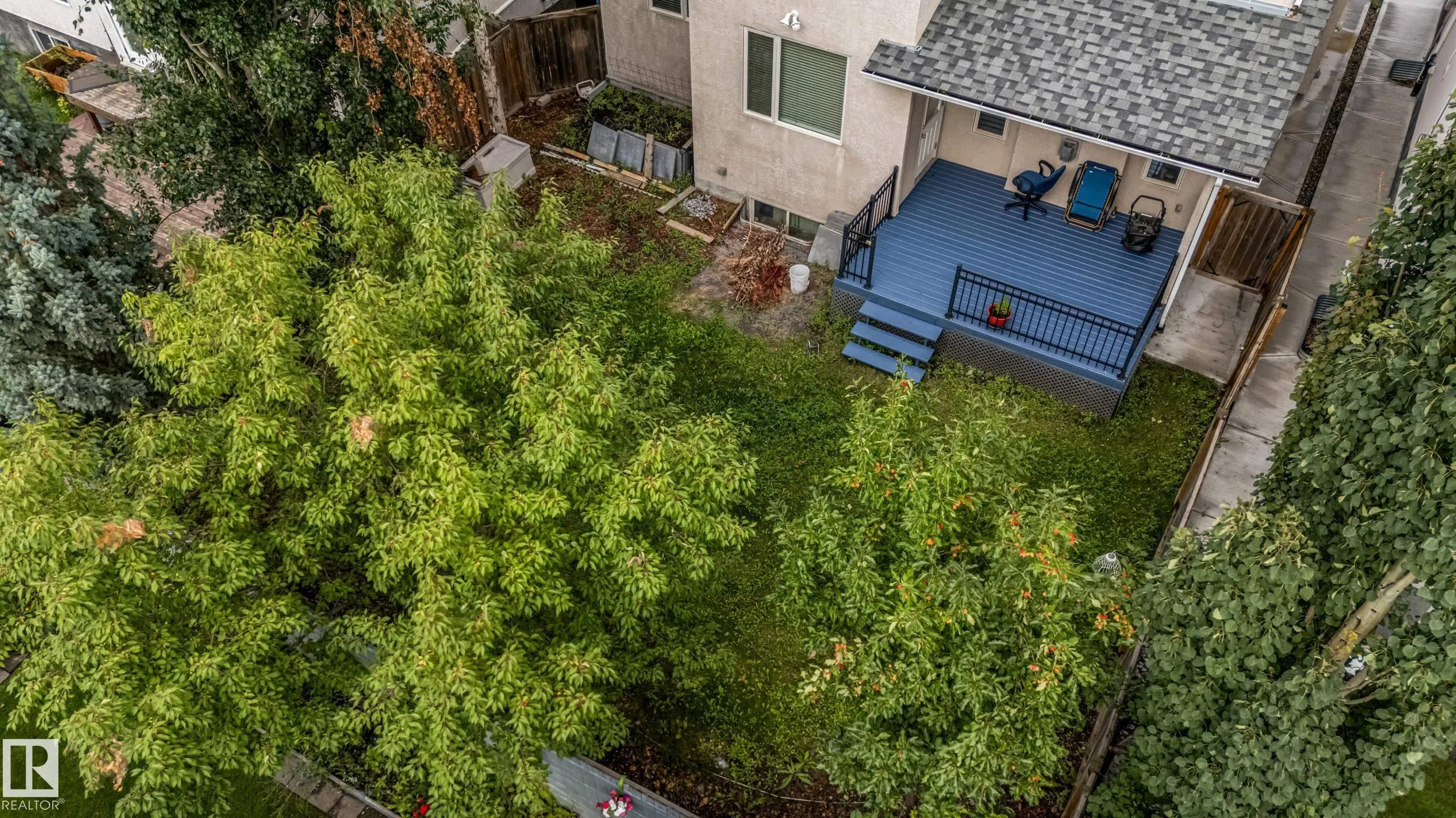 1508 68 Street