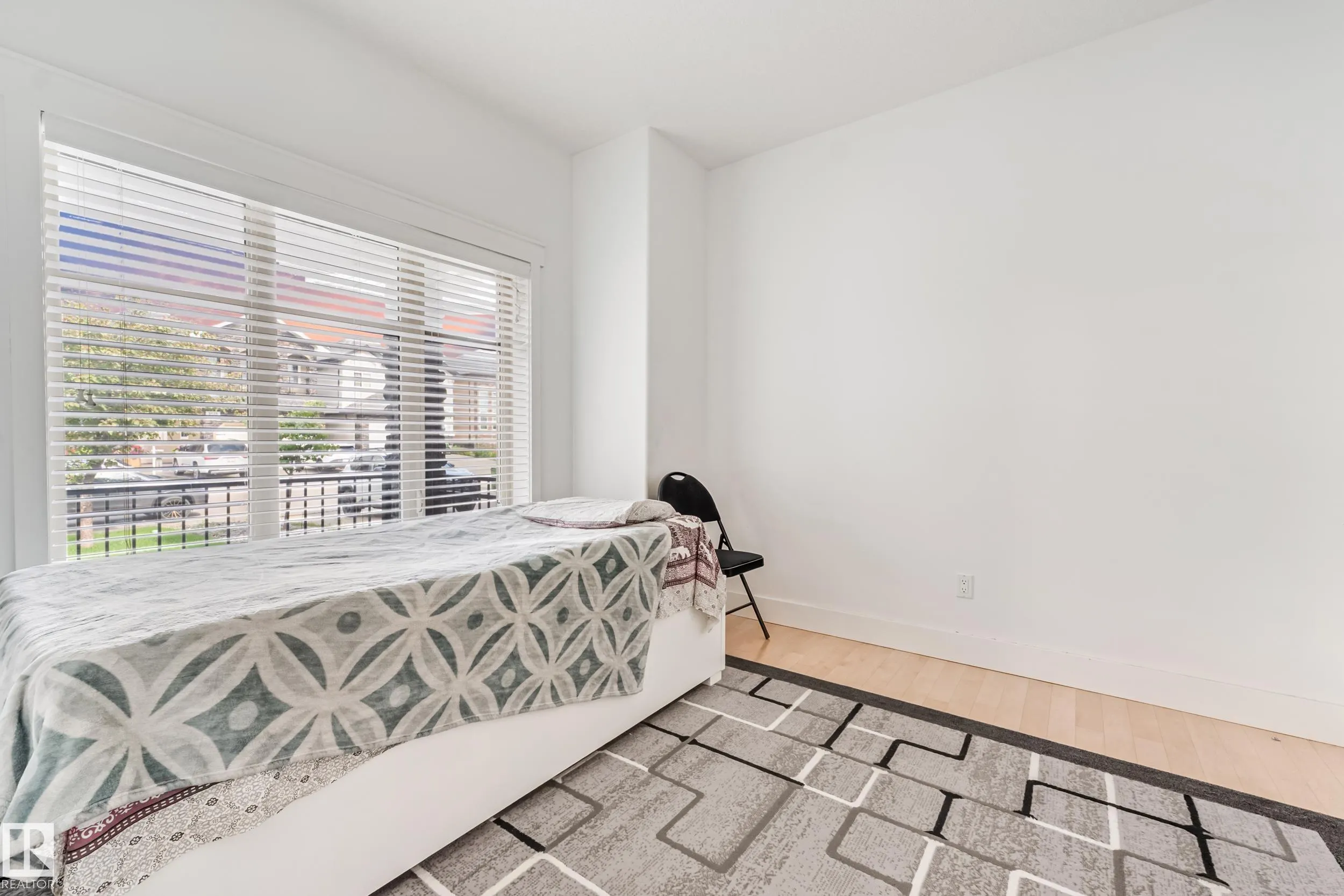1508 68 Street