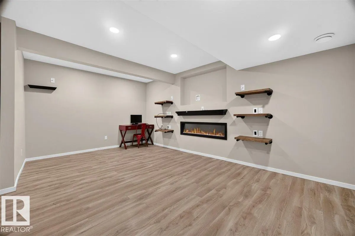 3150 Carpenter Landing