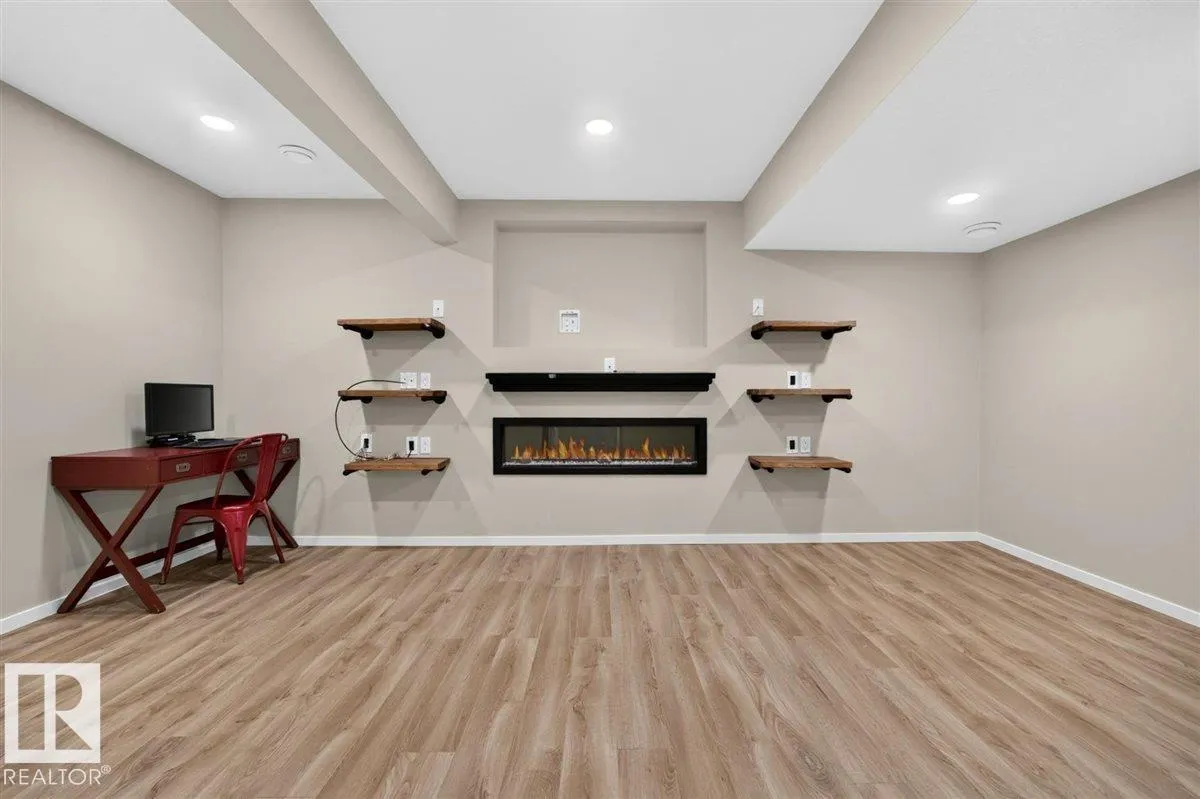 3150 Carpenter Landing