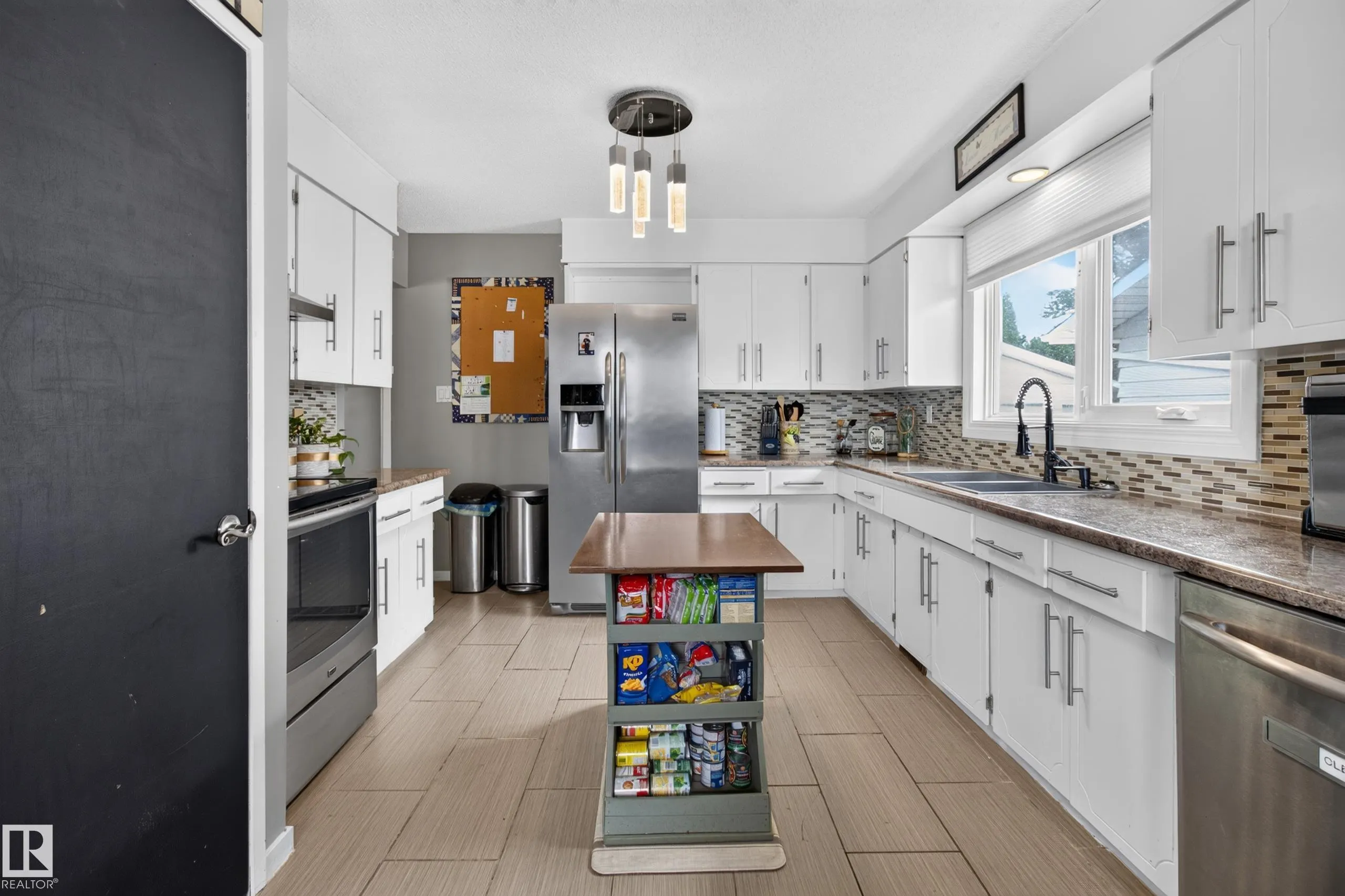 5 WILSON Crescent