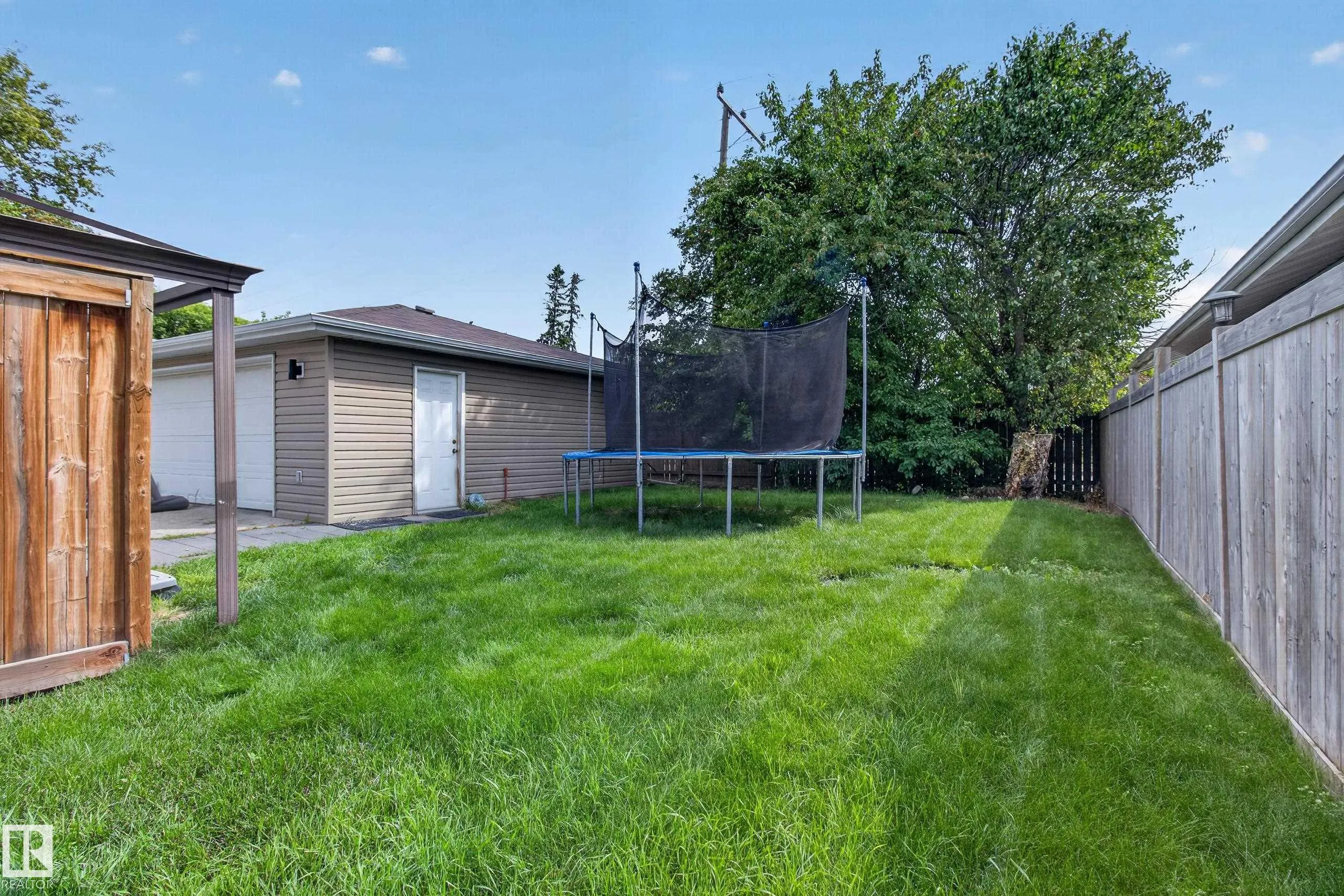 5 WILSON Crescent
