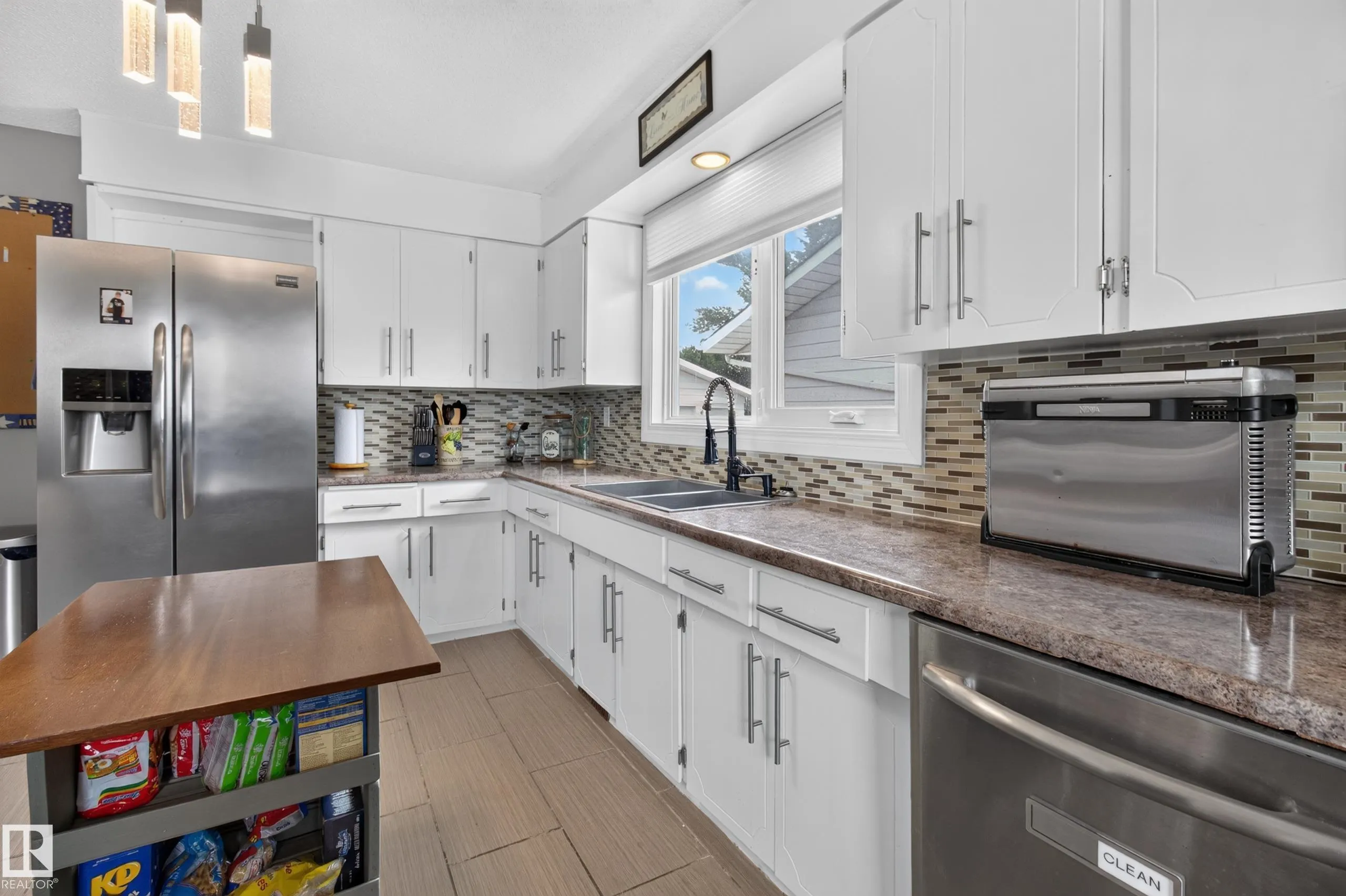 5 WILSON Crescent