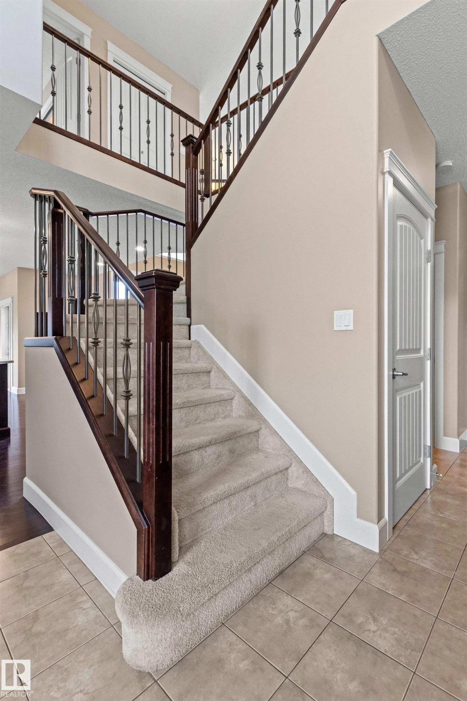1133 HAYS Drive