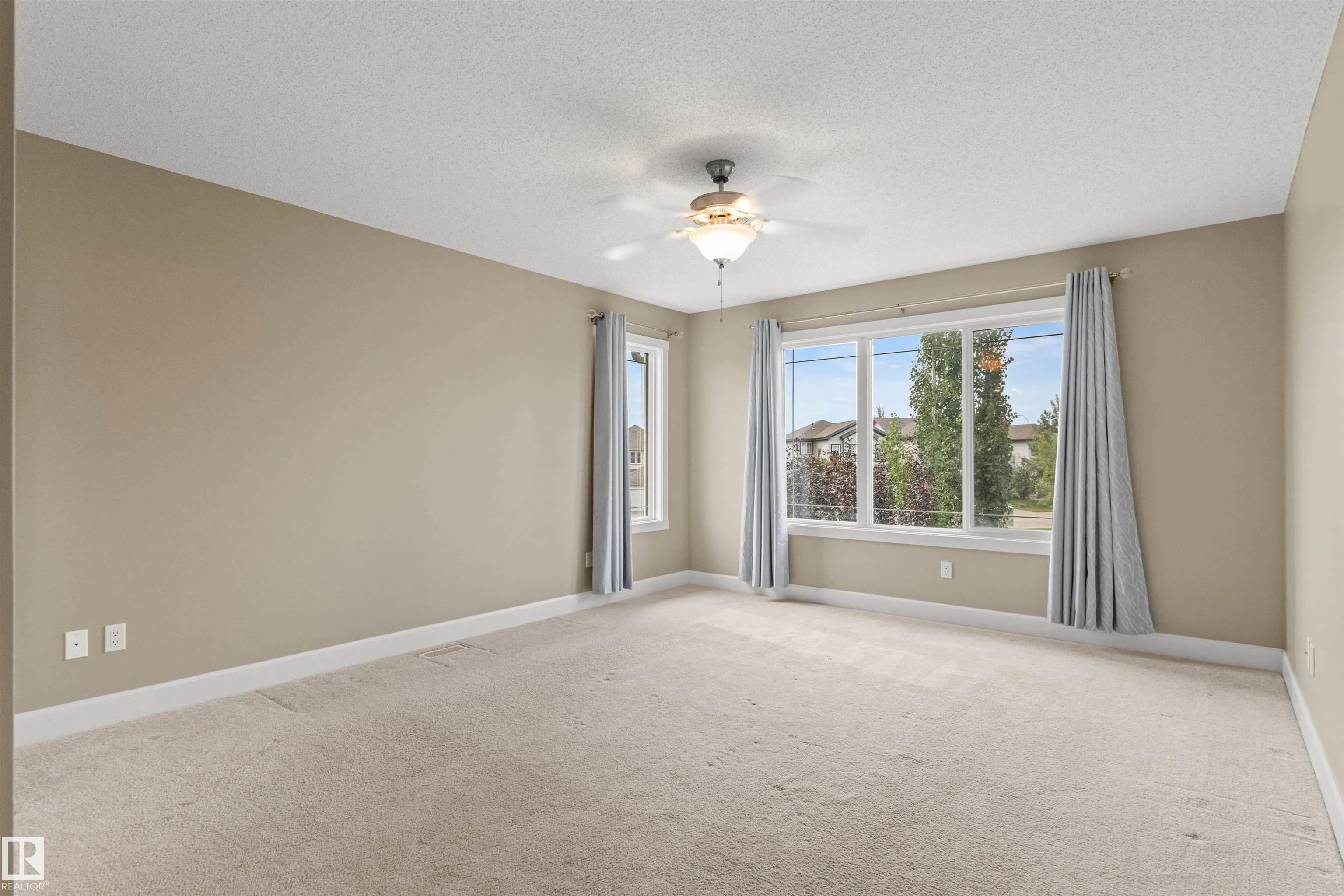 1133 HAYS Drive