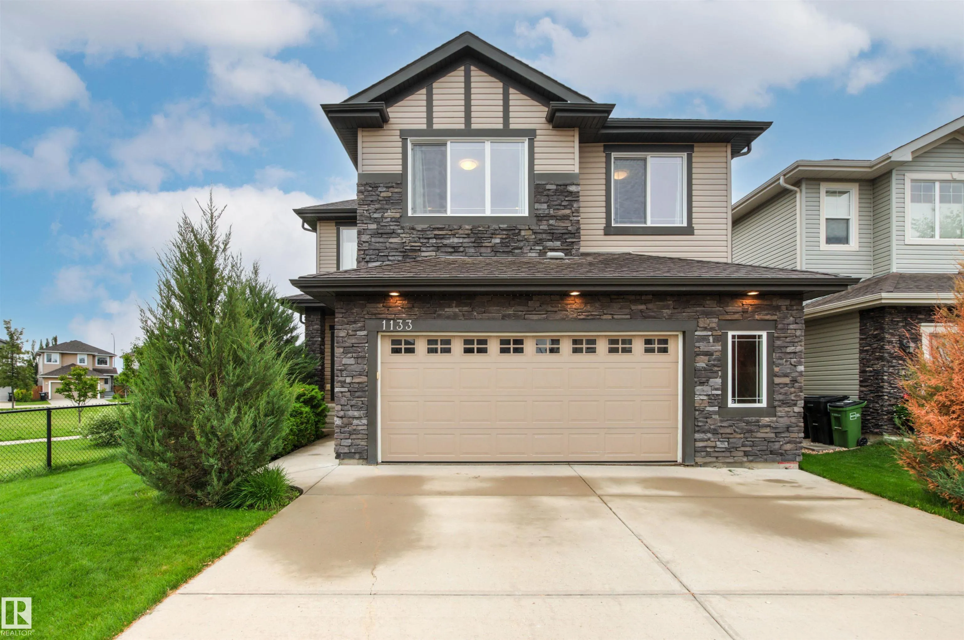 1133 HAYS Drive