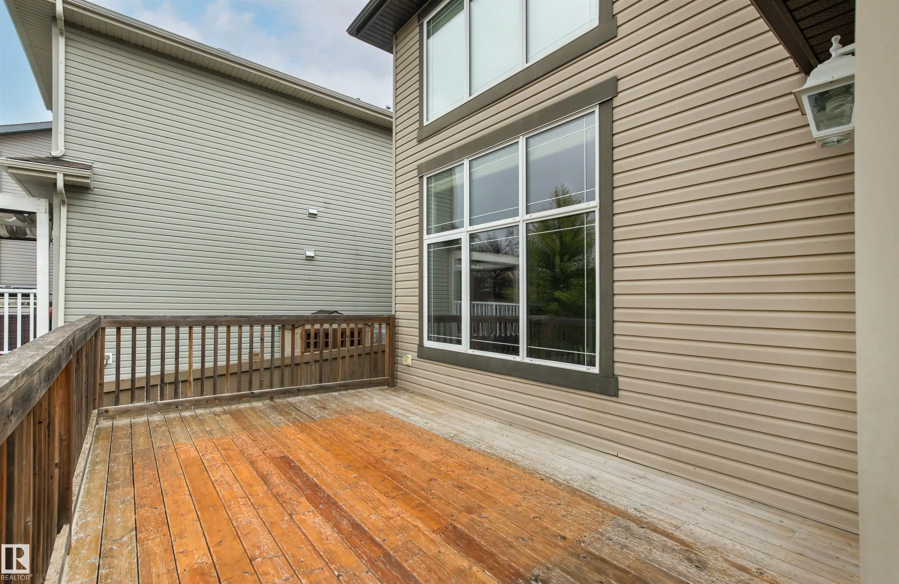 1133 HAYS Drive
