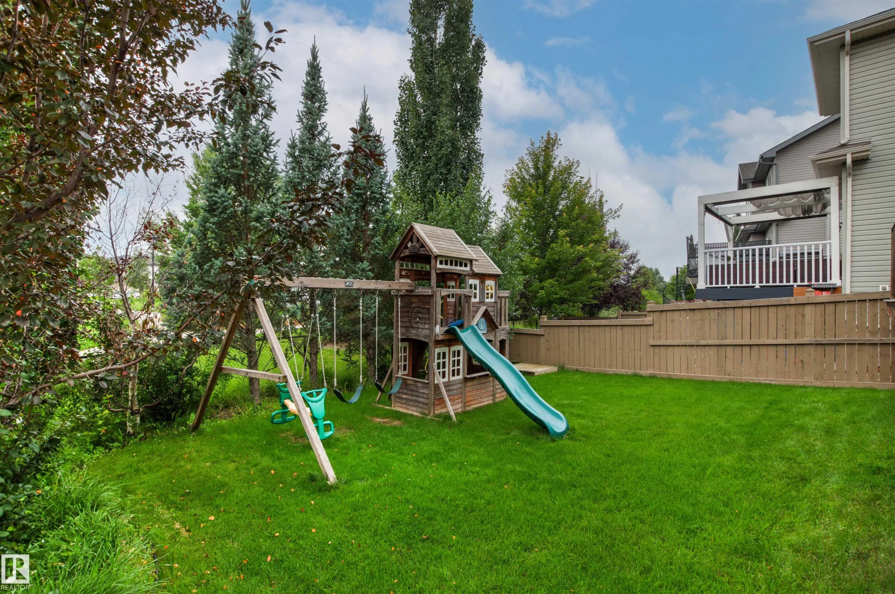 1133 HAYS Drive