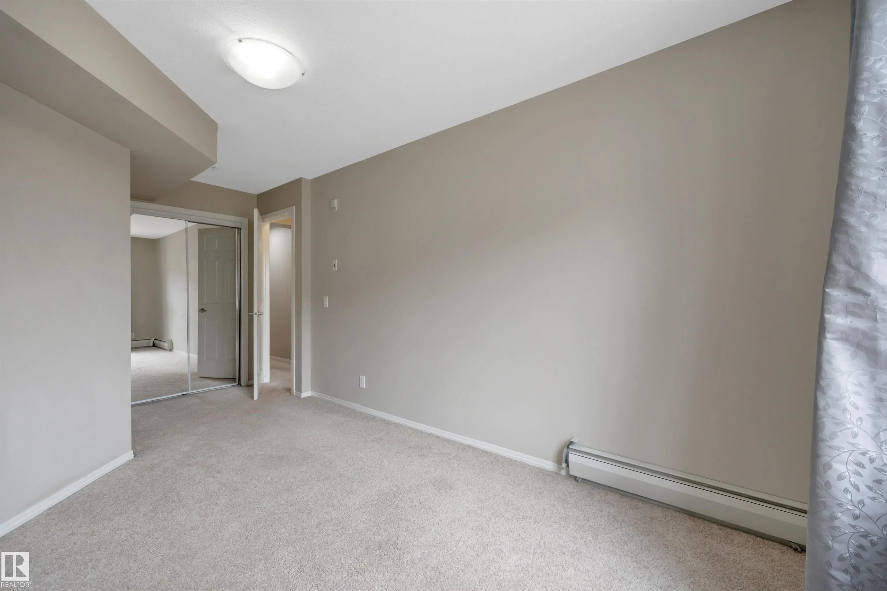 40 Summerwood Boulevard