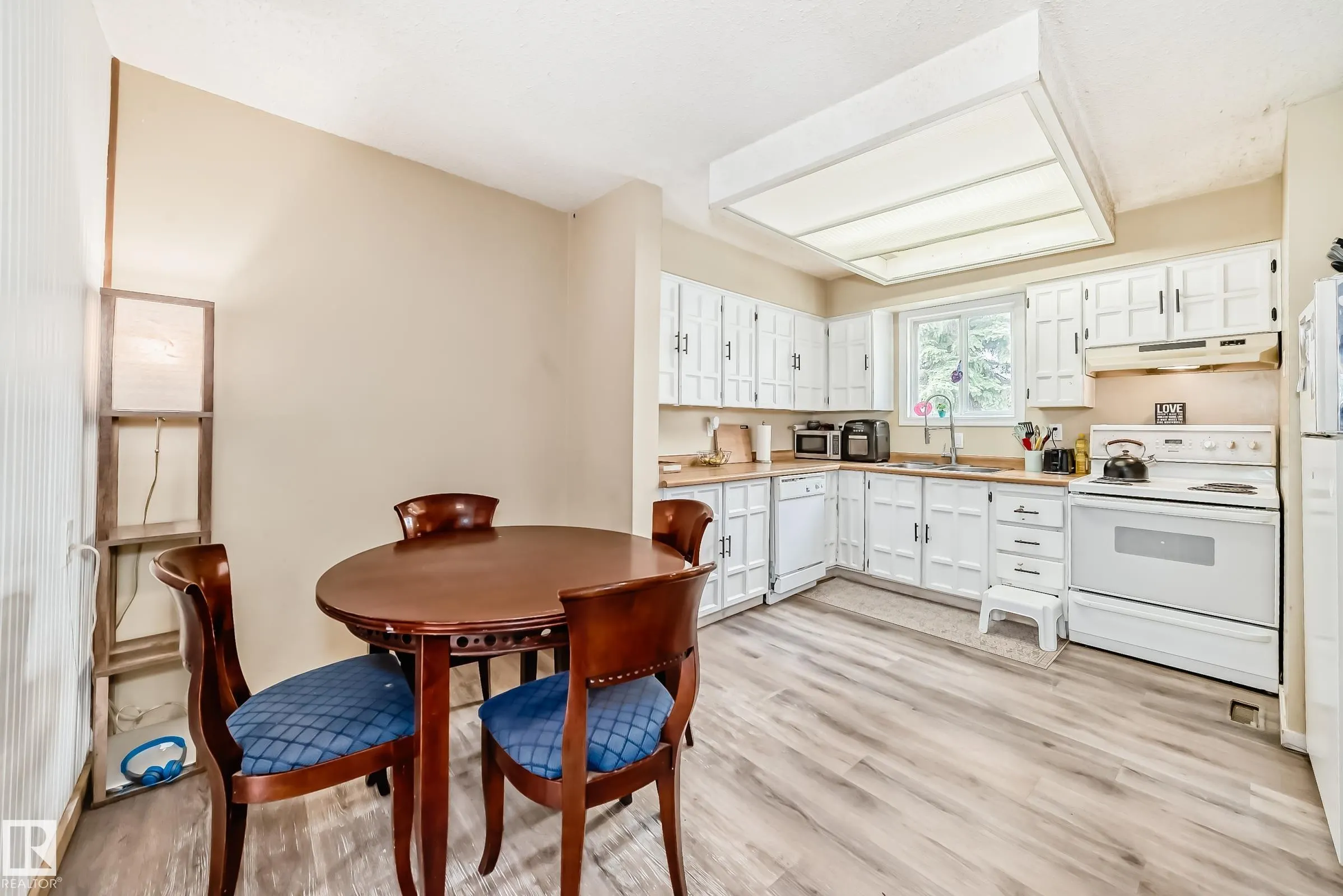 9323 Morinville Drive
