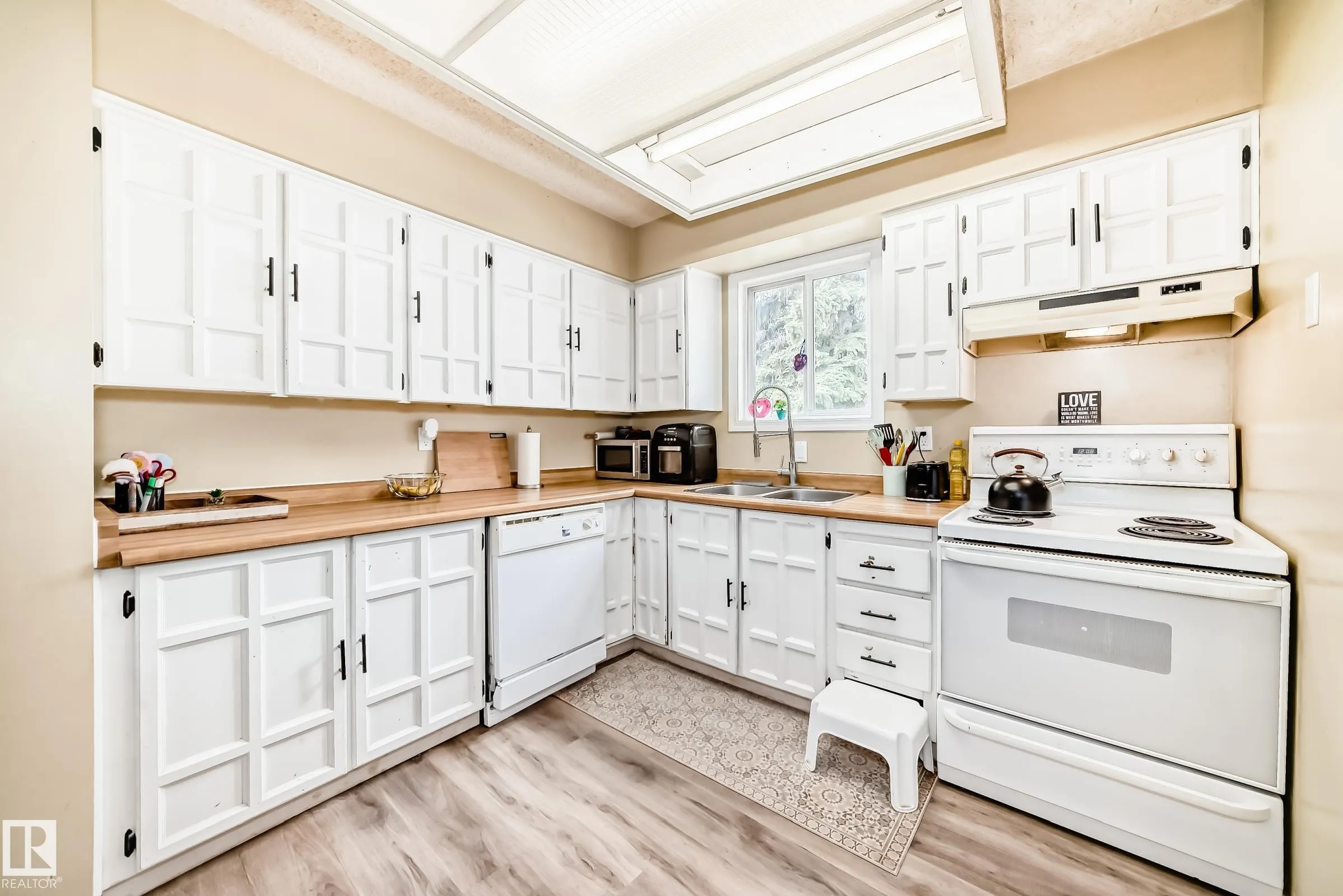 9323 Morinville Drive