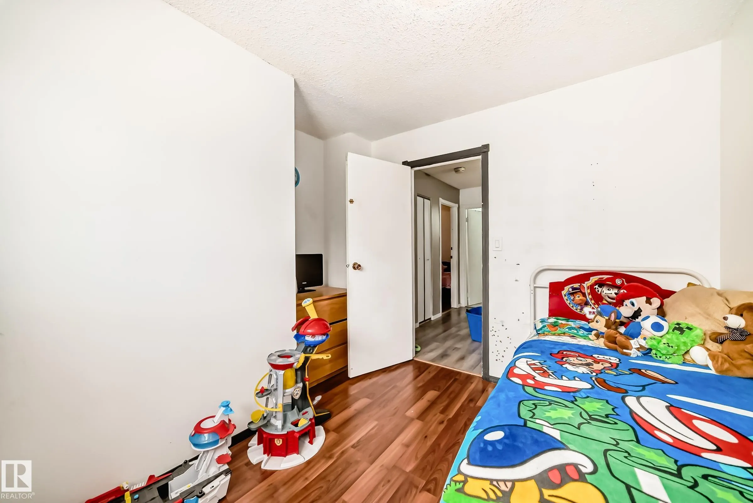 9323 Morinville Drive