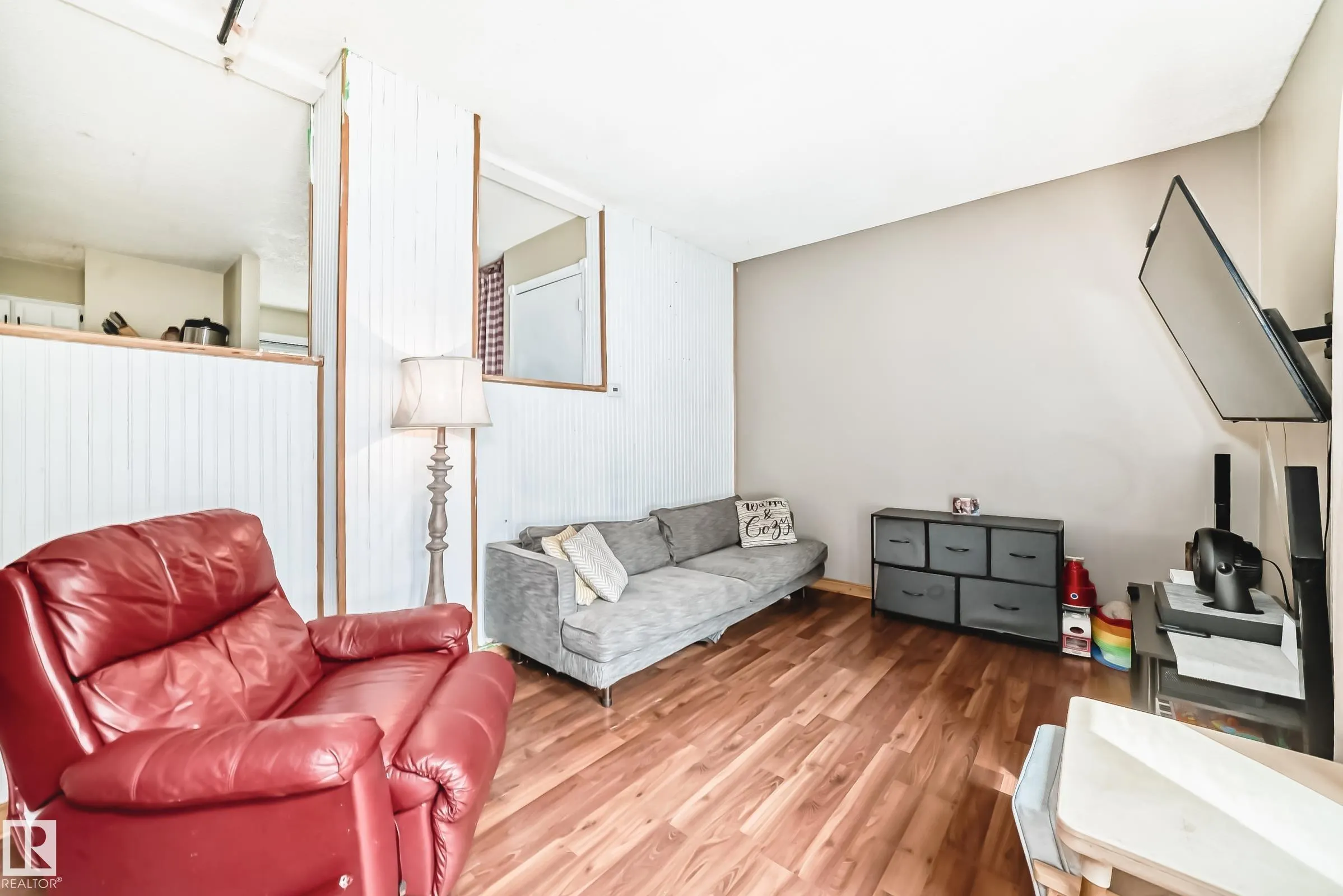 9323 Morinville Drive