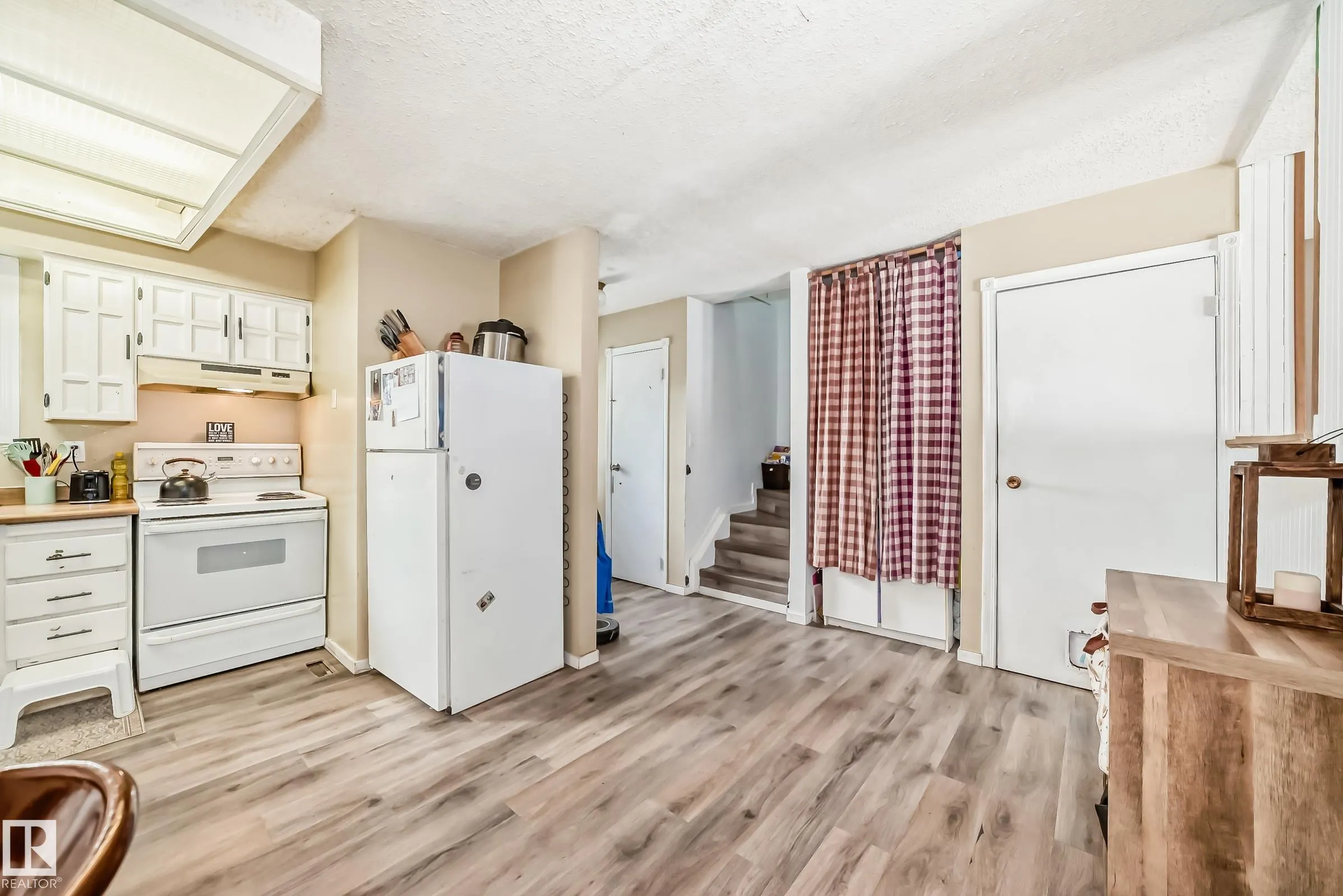 9323 Morinville Drive