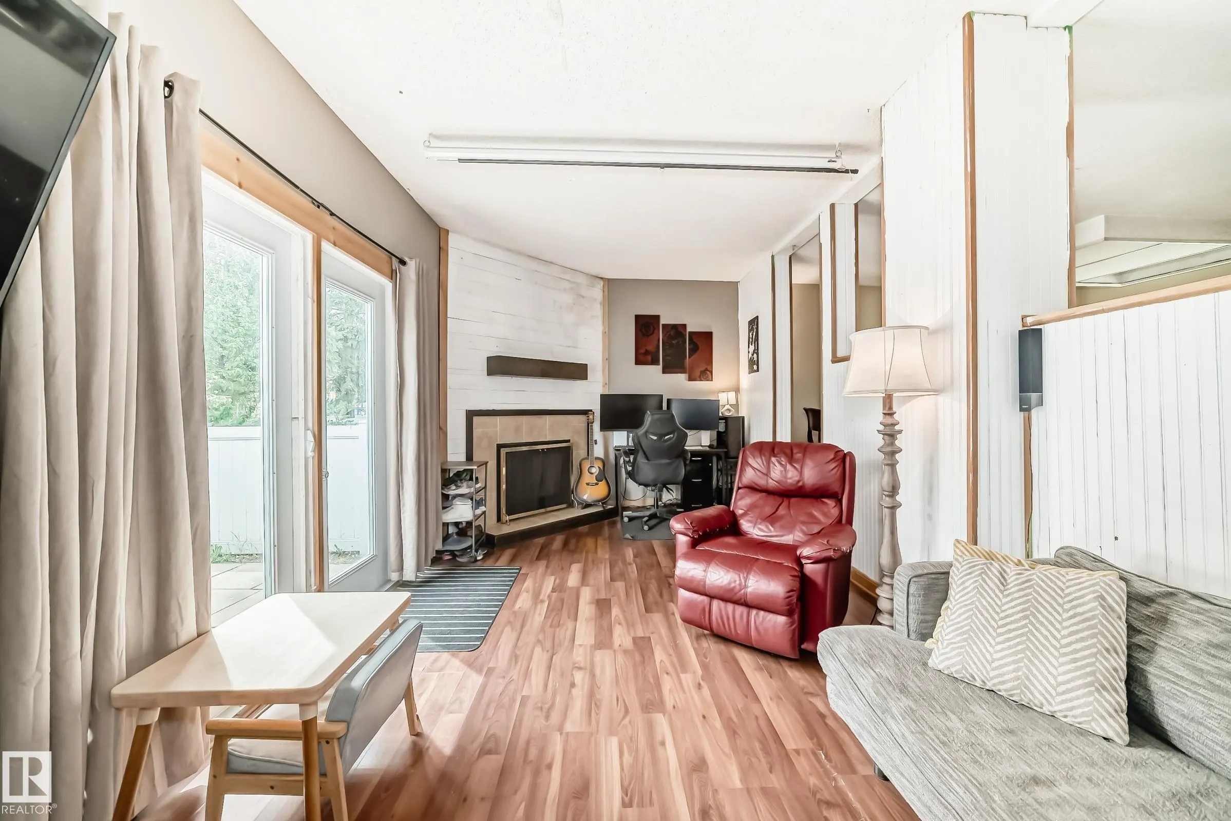 9323 Morinville Drive