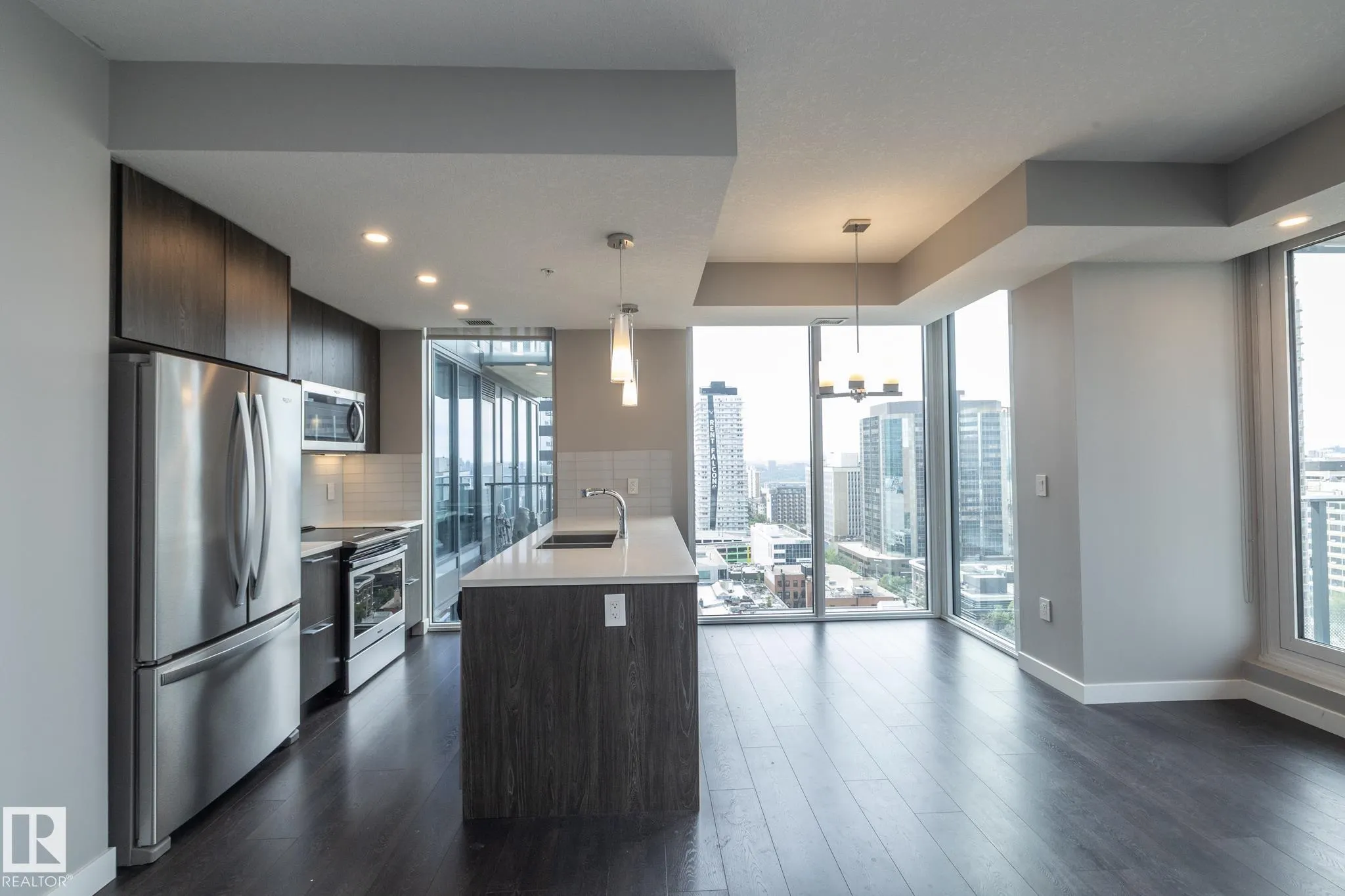 10180 103 Street