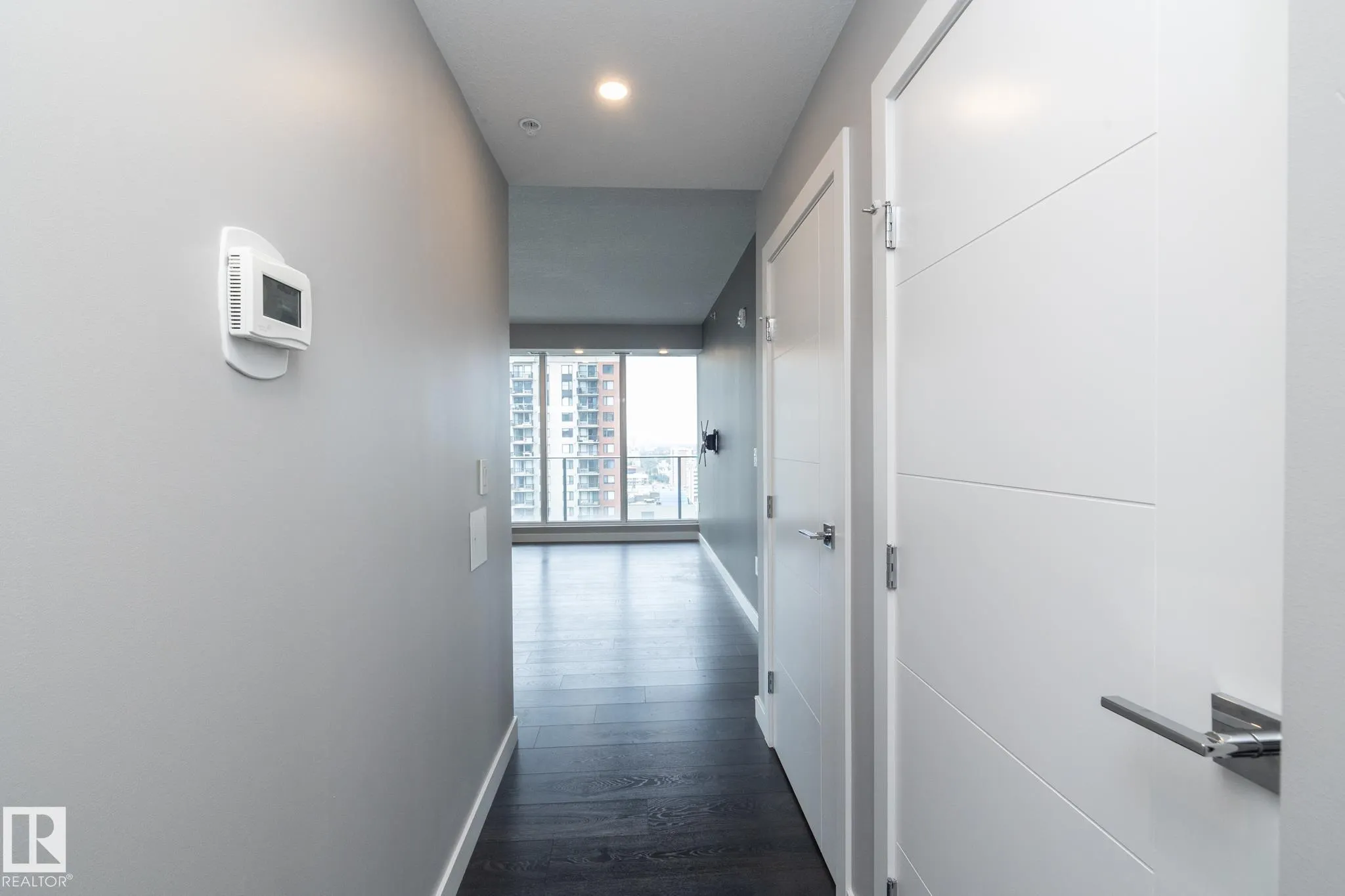 10180 103 Street