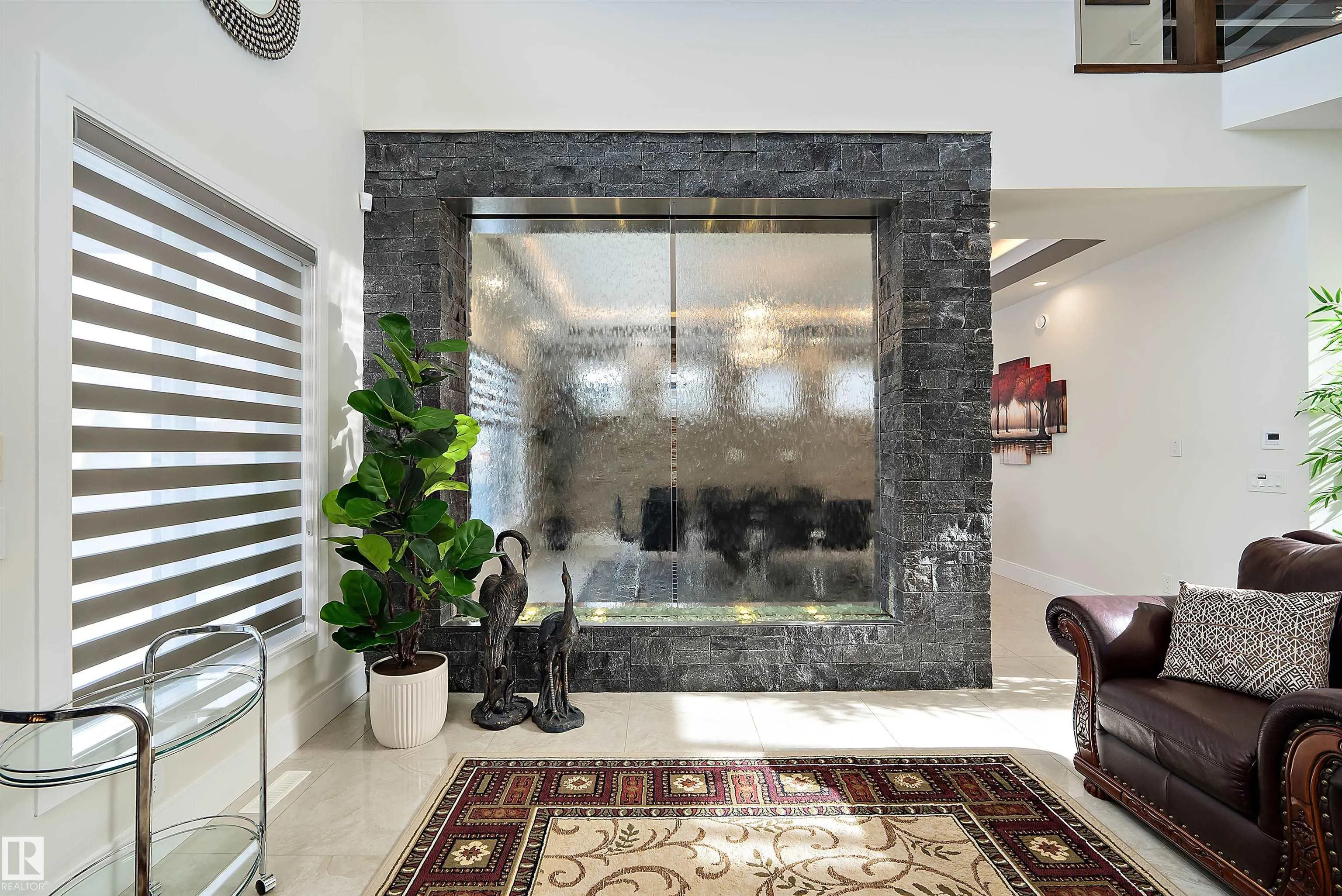 3644 WESTCLIFF Way