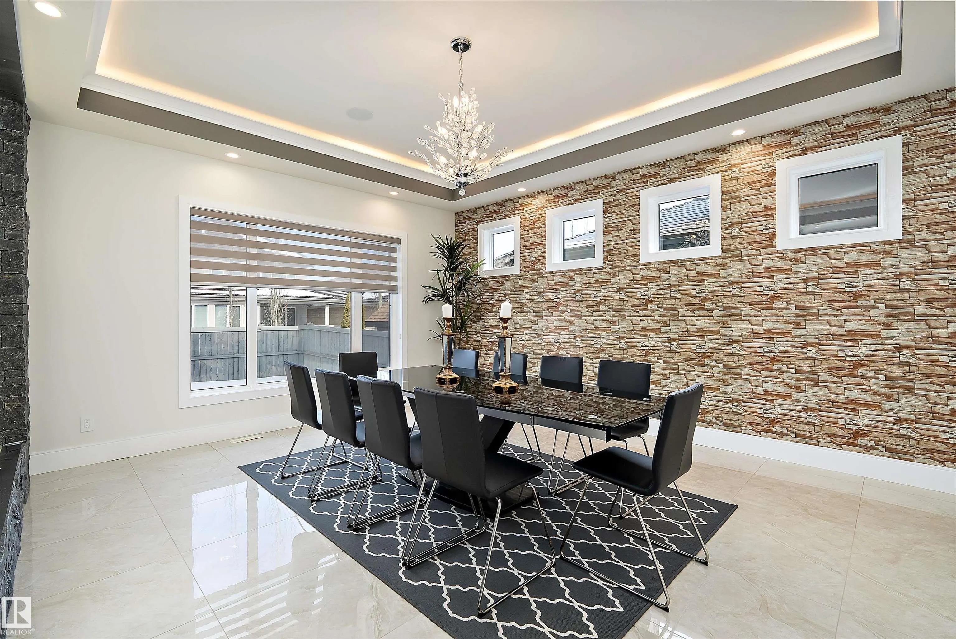 3644 WESTCLIFF Way