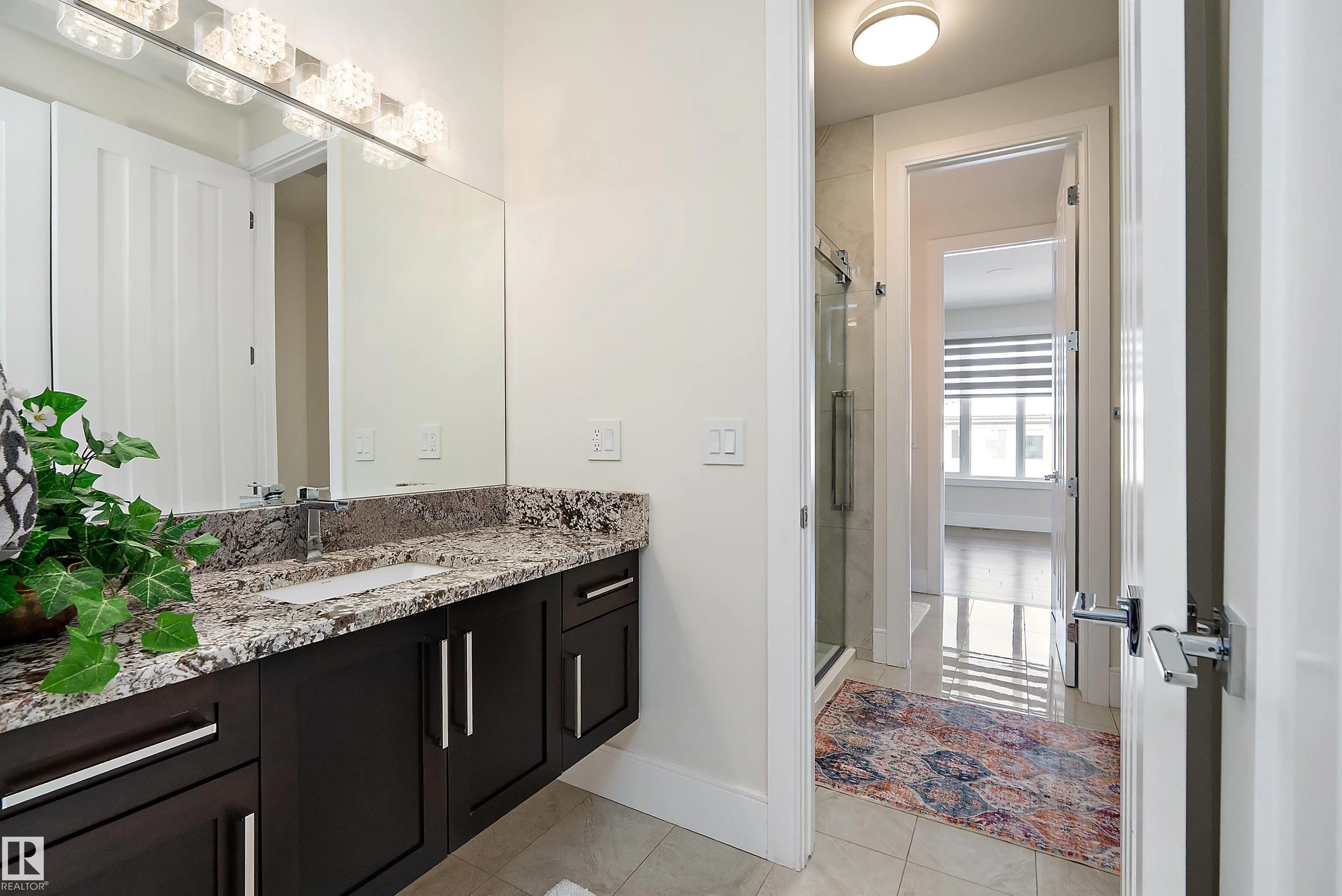 3644 WESTCLIFF Way