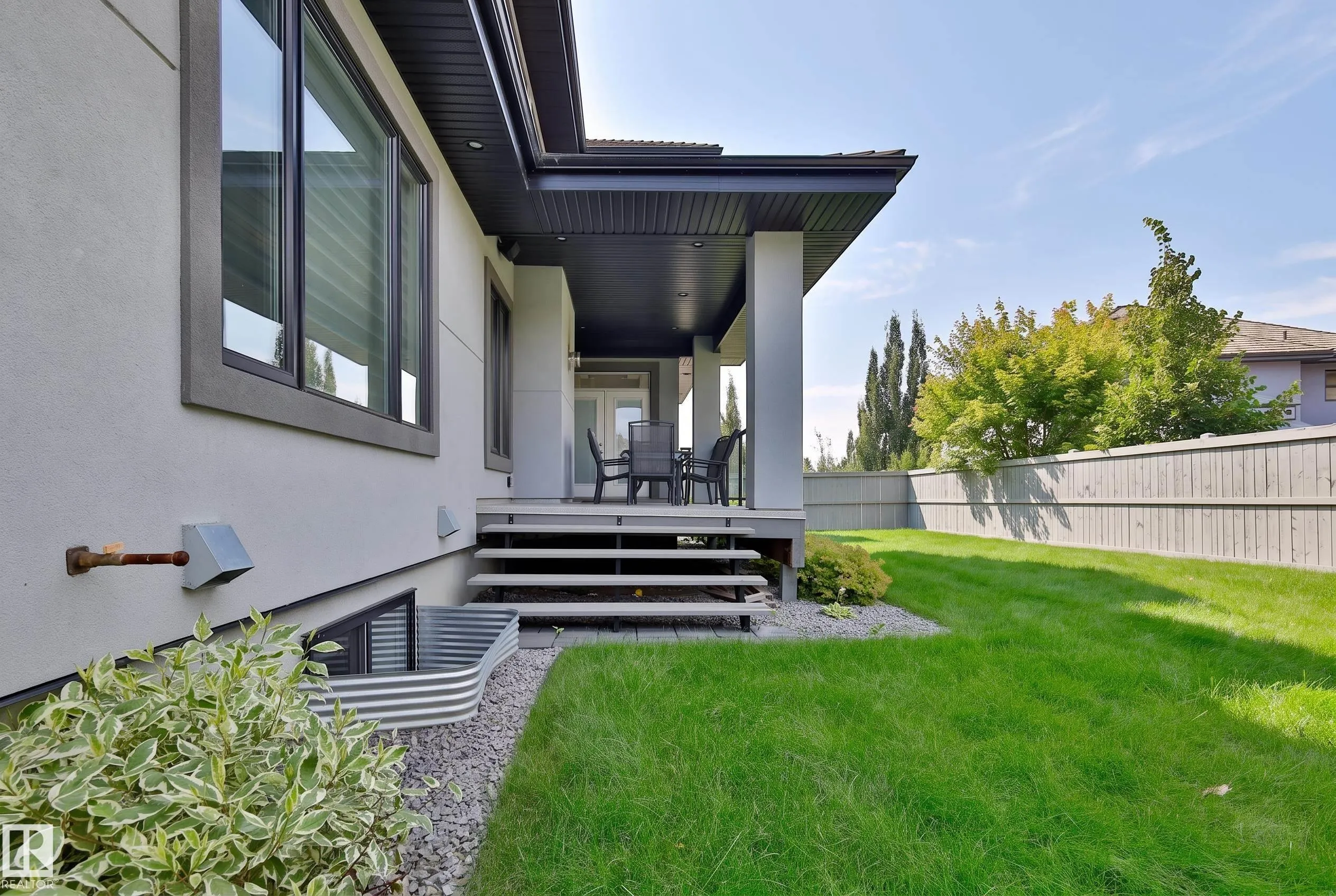 3644 WESTCLIFF Way