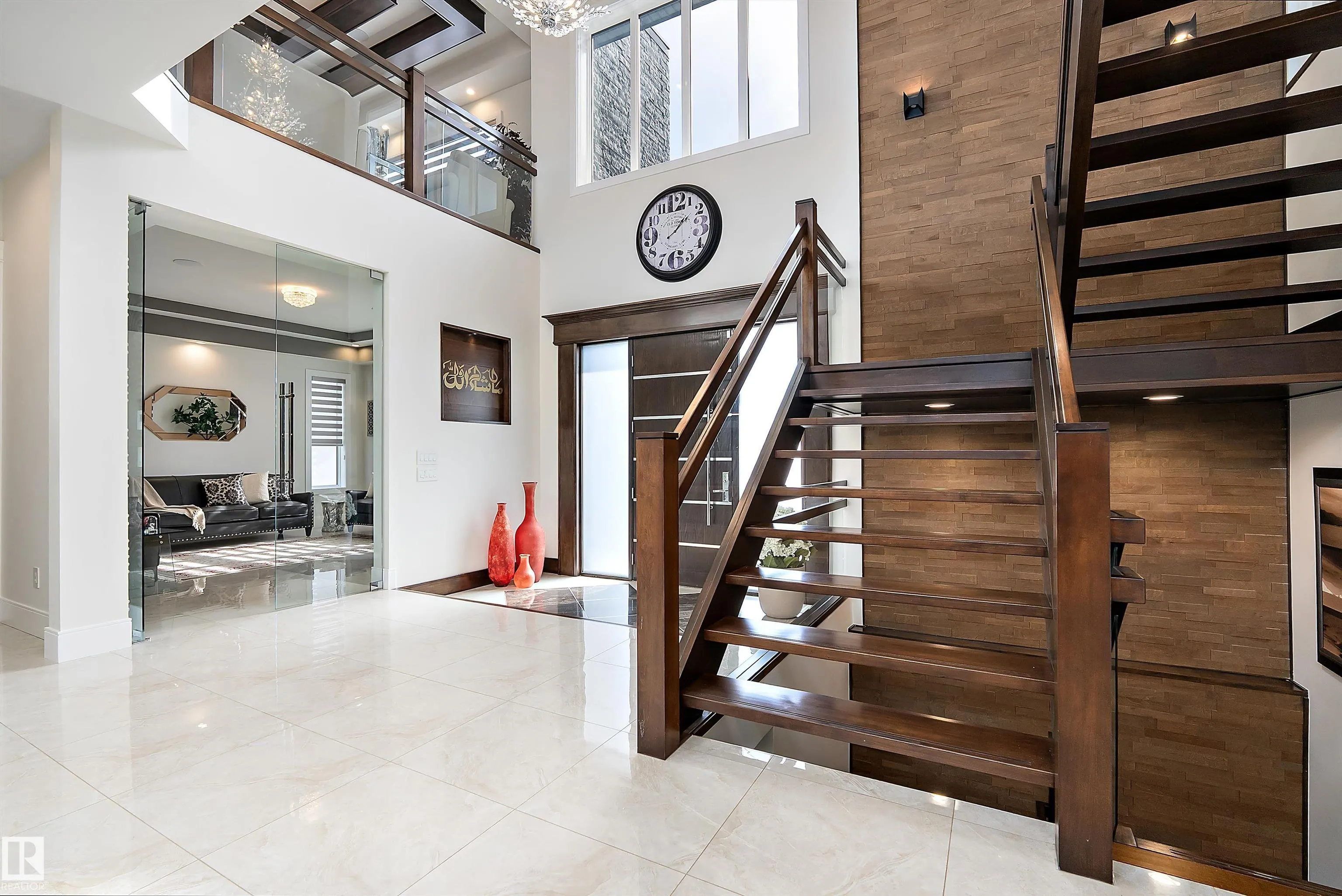 3644 WESTCLIFF Way