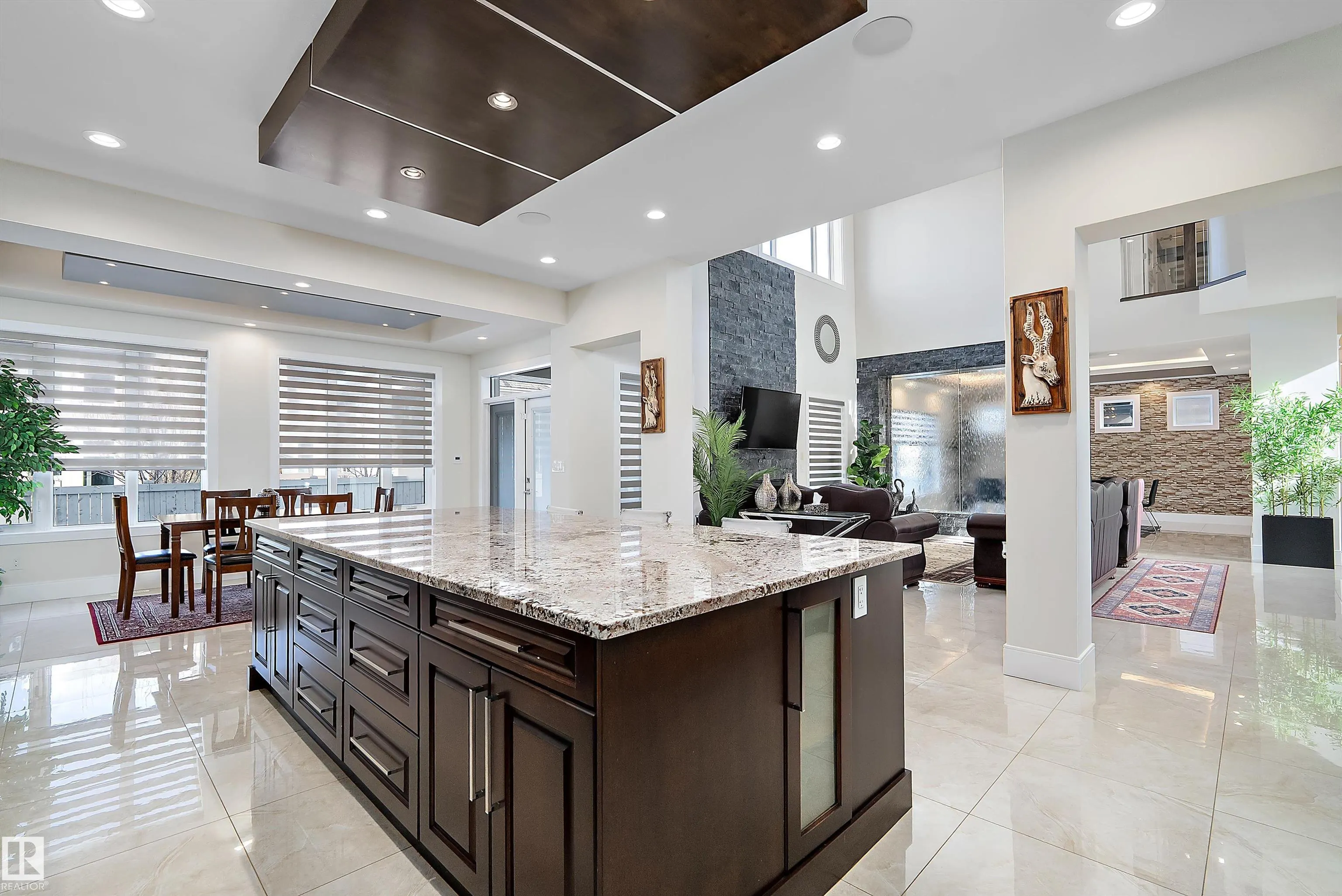 3644 WESTCLIFF Way
