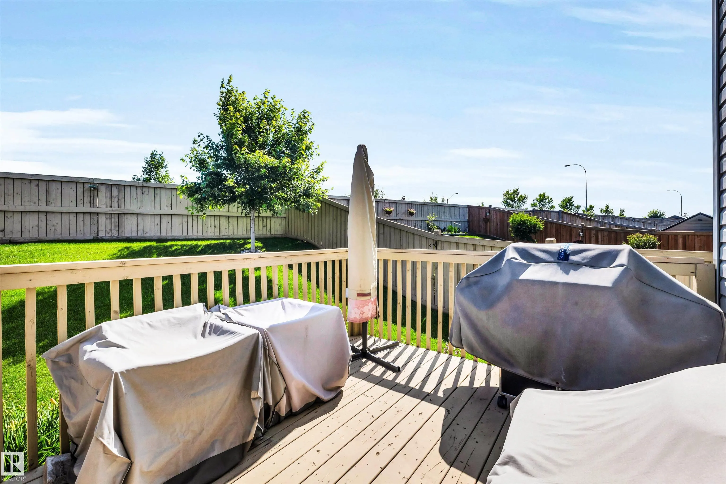 5033 ANDISON Close