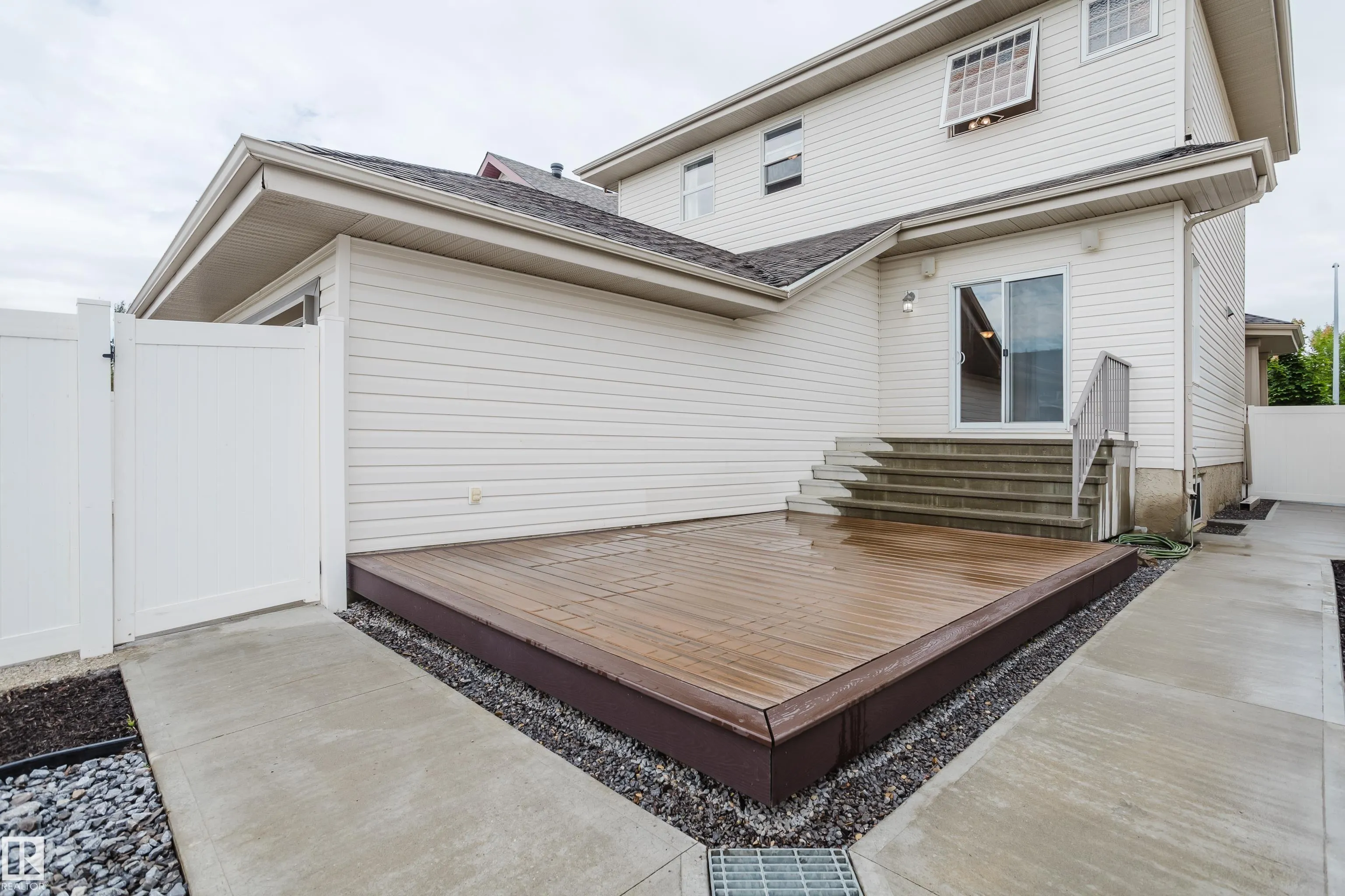 652 CRIMSON Drive