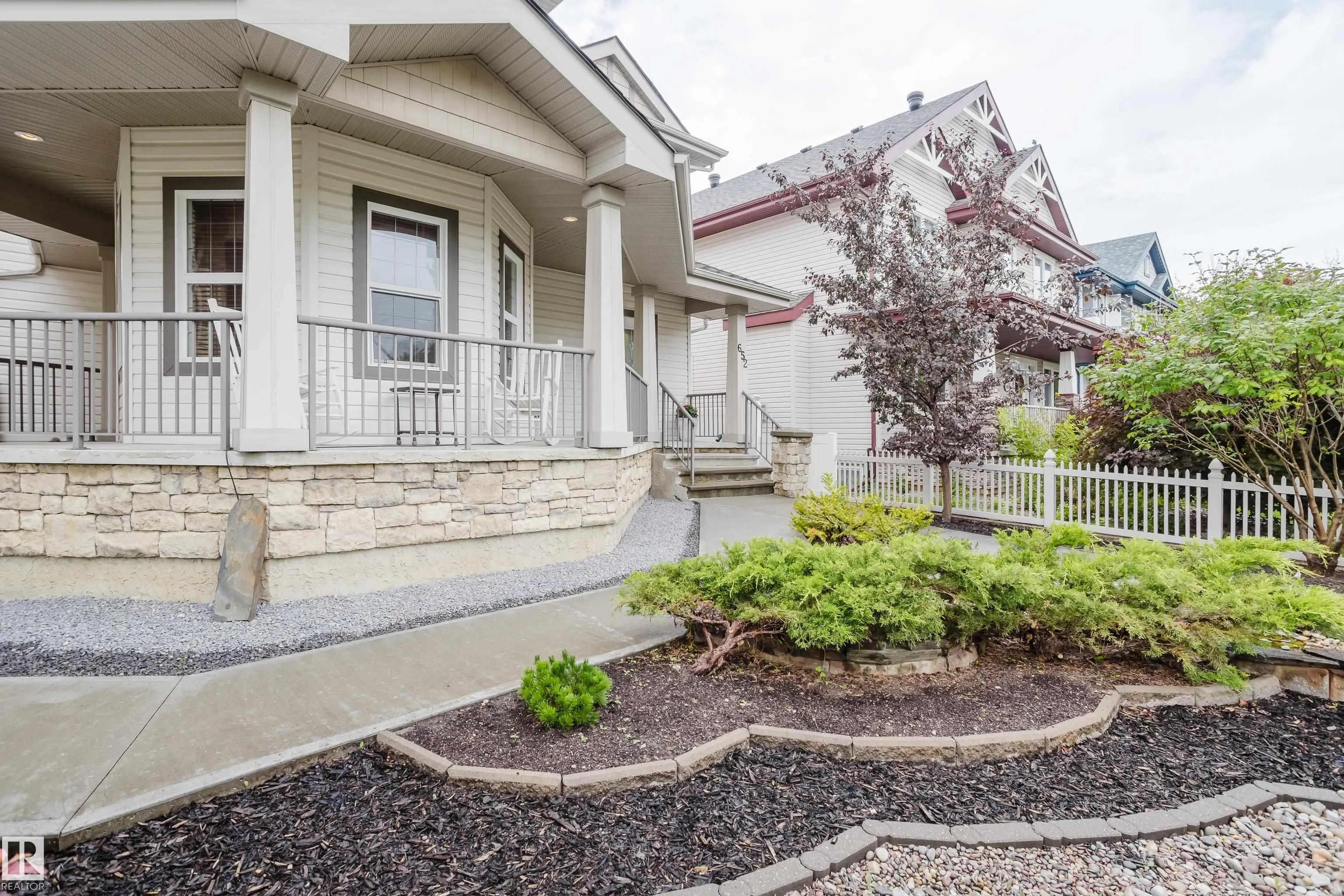 652 CRIMSON Drive