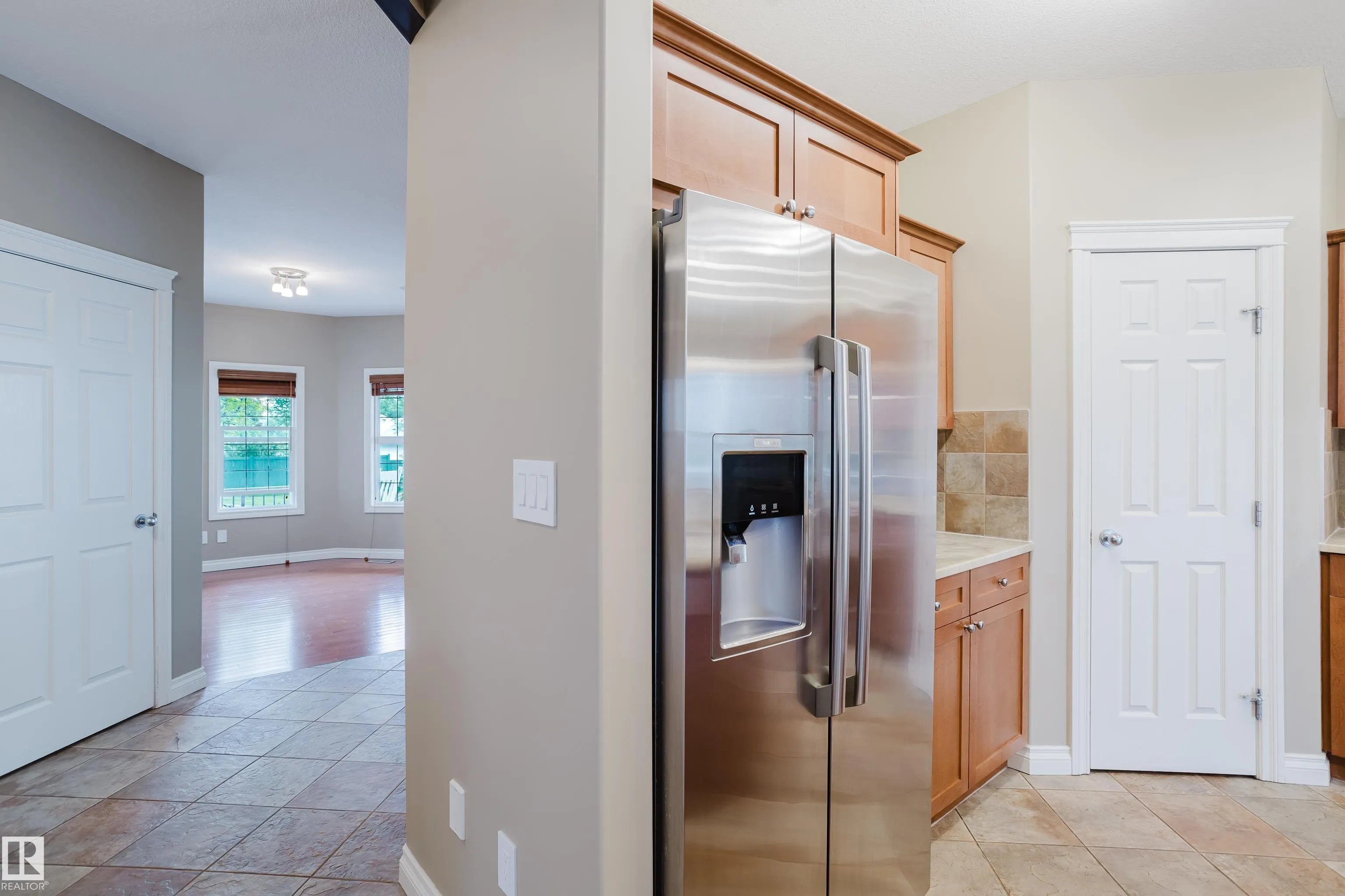 652 CRIMSON Drive