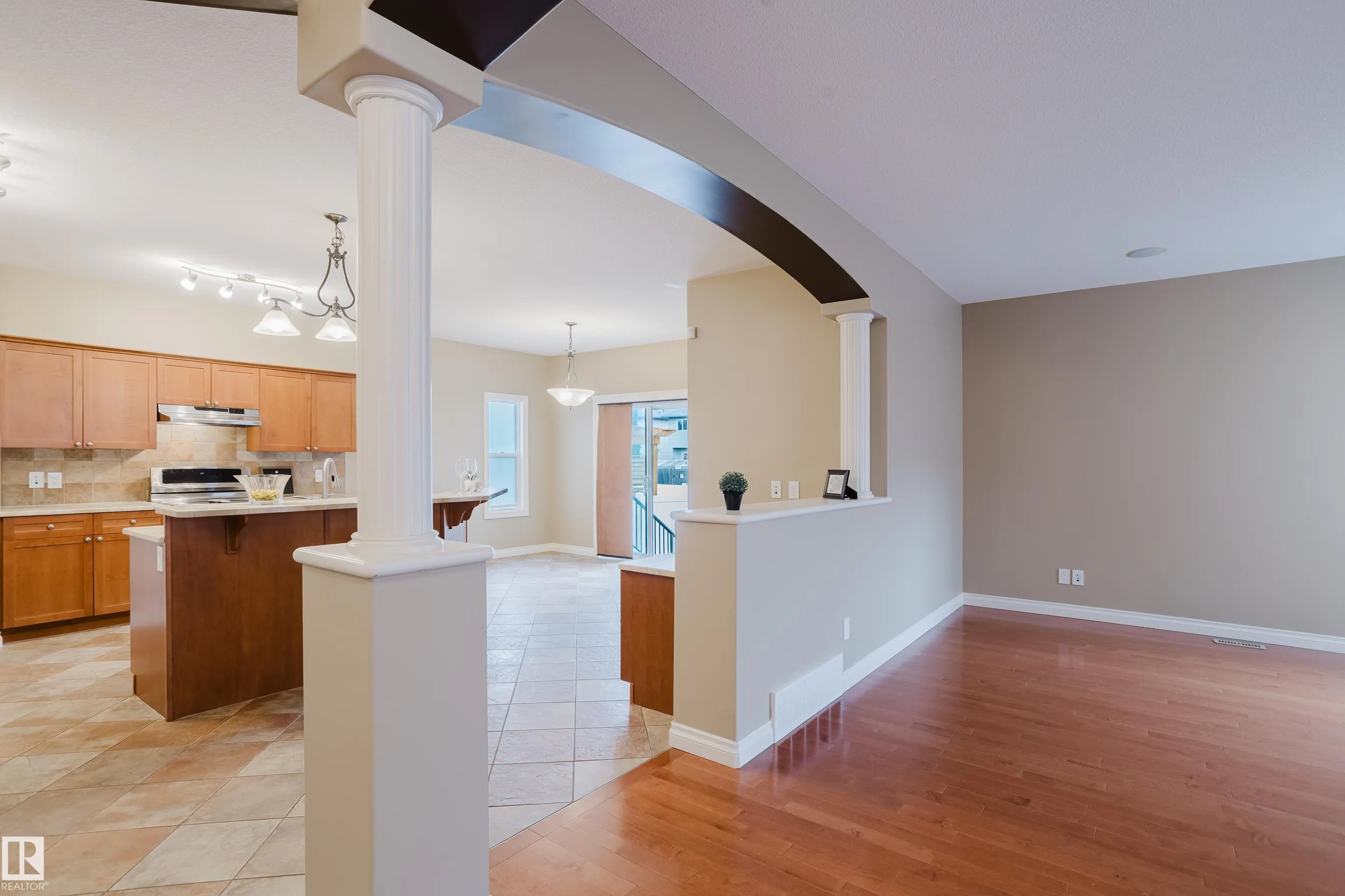 652 CRIMSON Drive