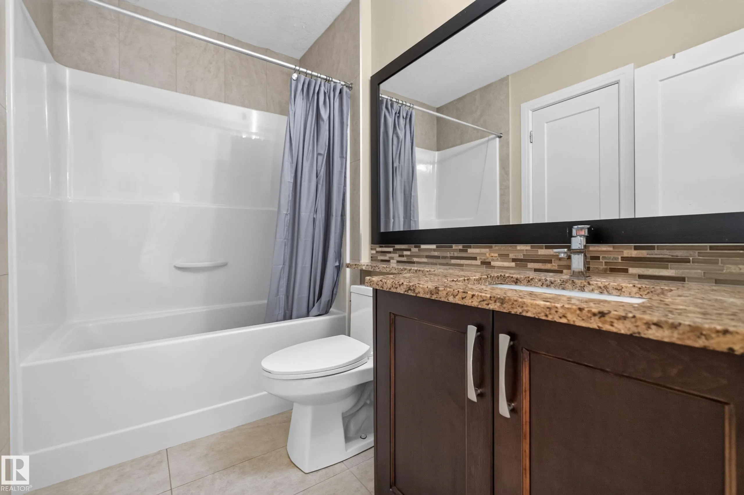 7014 CHIVERS Loop